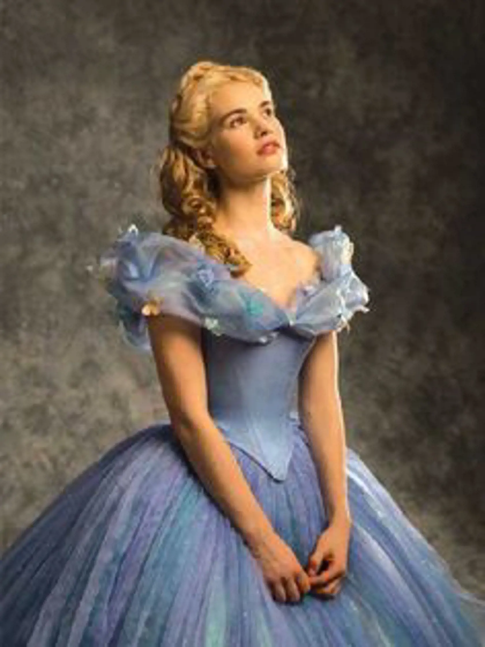 Herečka Lily James (31) si v roku 2015 zahrala legendárnu Popolušku. Kritici jej však vyčítajú dodnes, že vo filme bola až príliš vychudnutá.