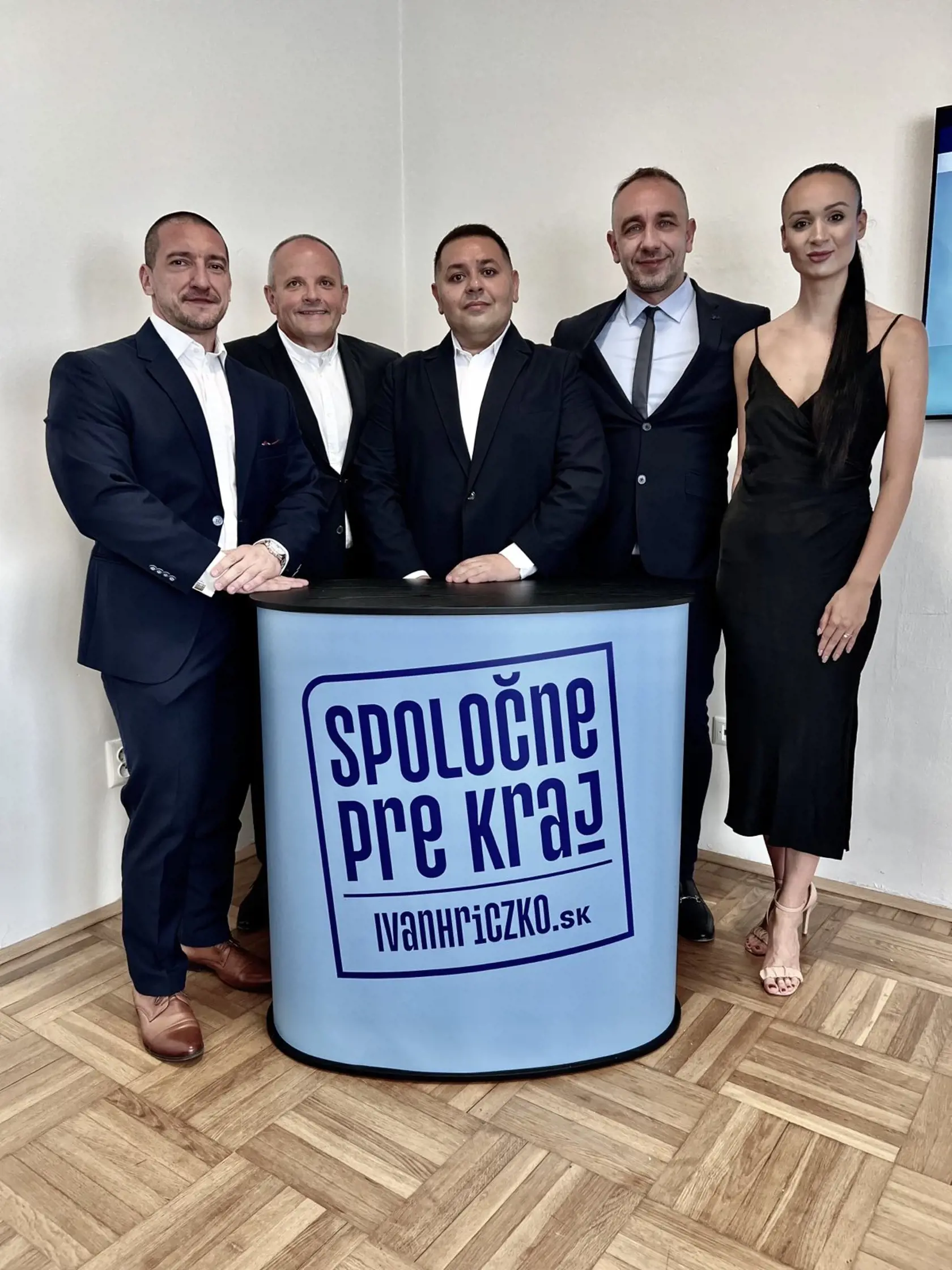 SIM plánuje okrem kandidáta na post predsedu KSK postaviť v najbližších voľbách aj poslancov za jednotlivé okresy kraja.
