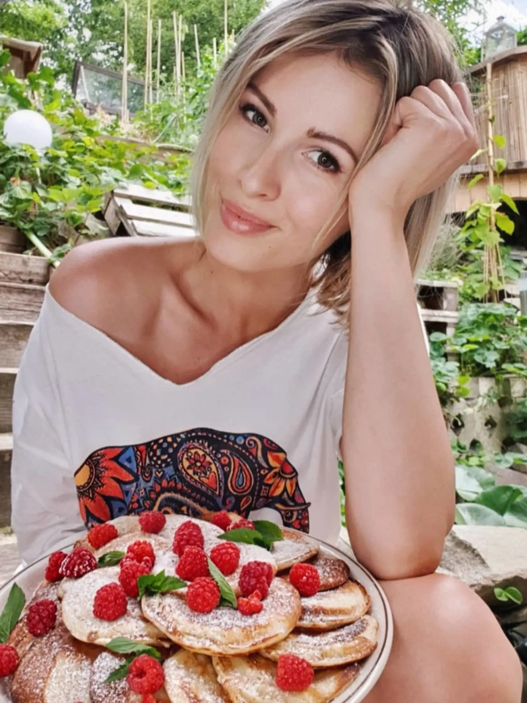 Miriam Kalisová má rada aj záhradkárčenie.