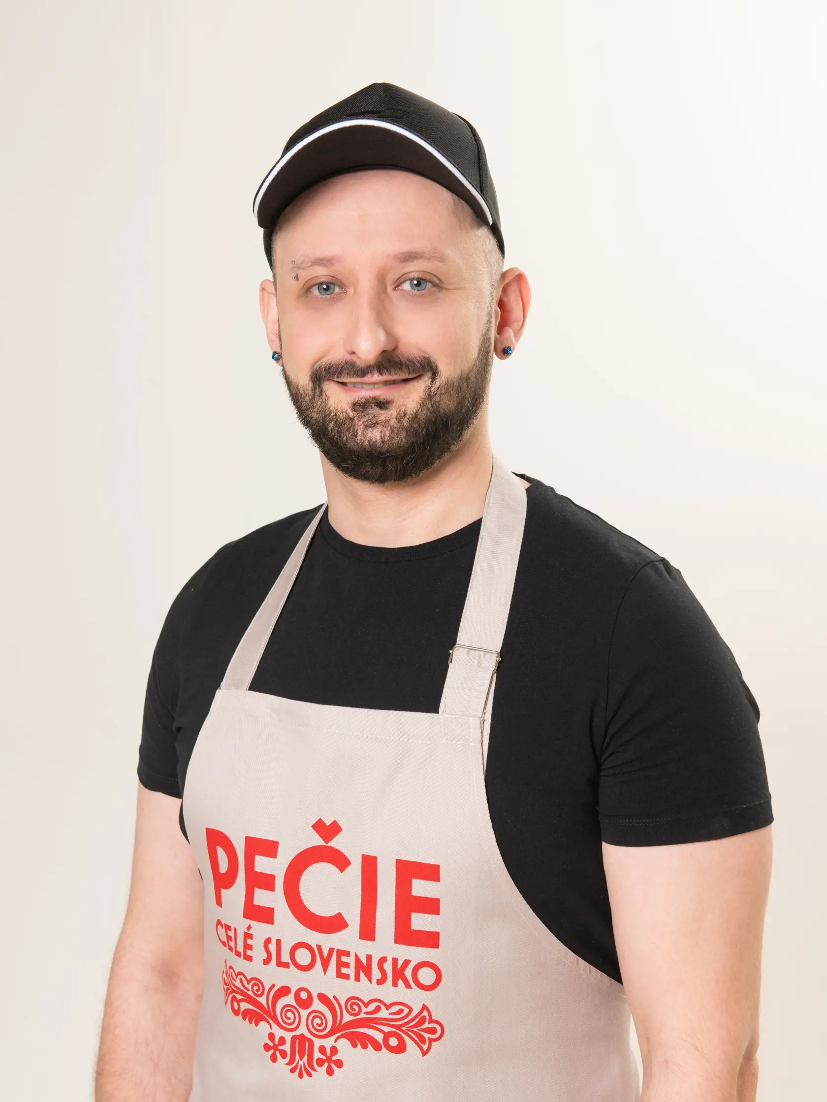Miňo Macula všou RTVS s názvom pečie celé Slovensko