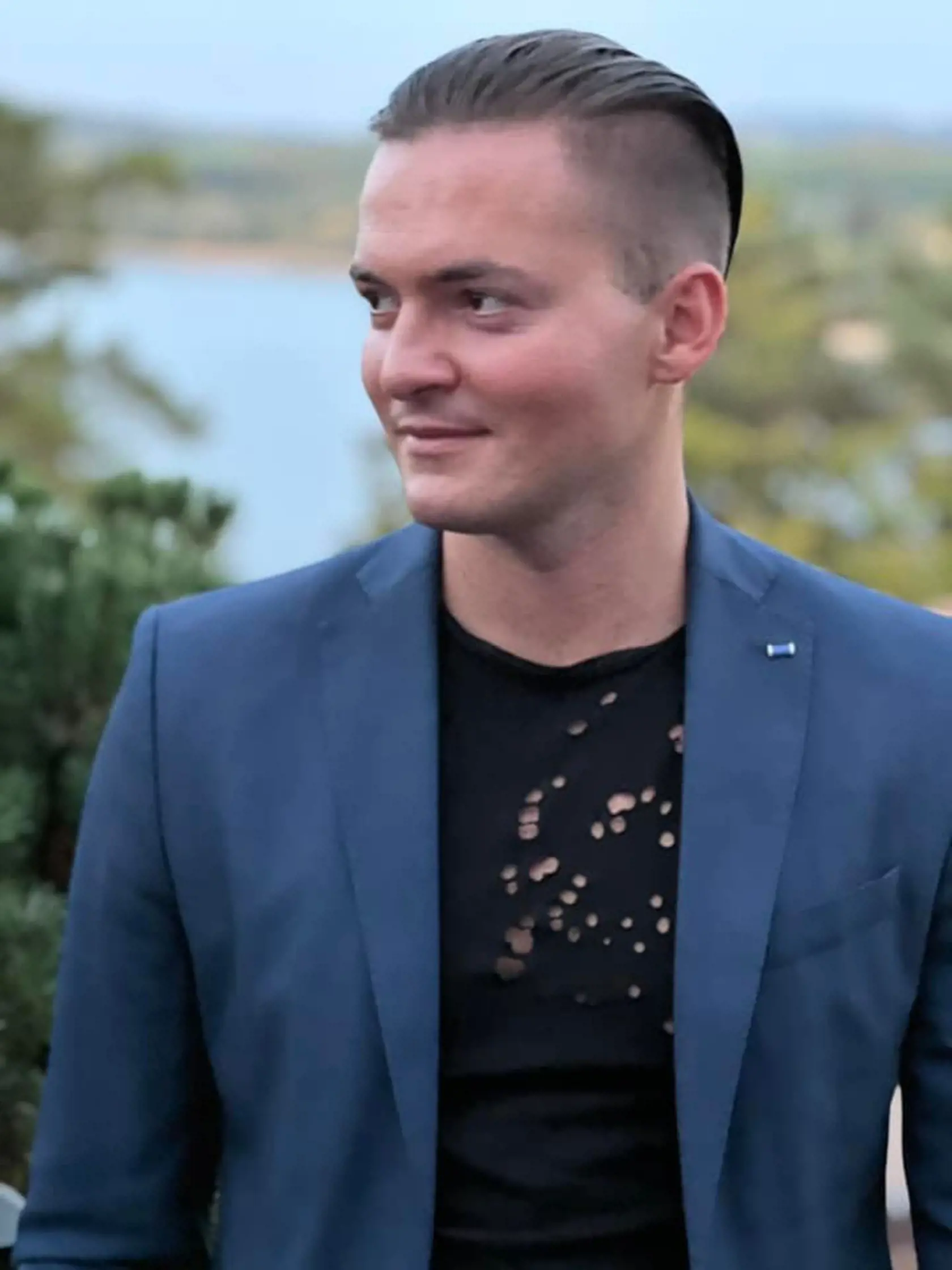 Braňo ml. je fešák, má mnohé črty svojho otca.