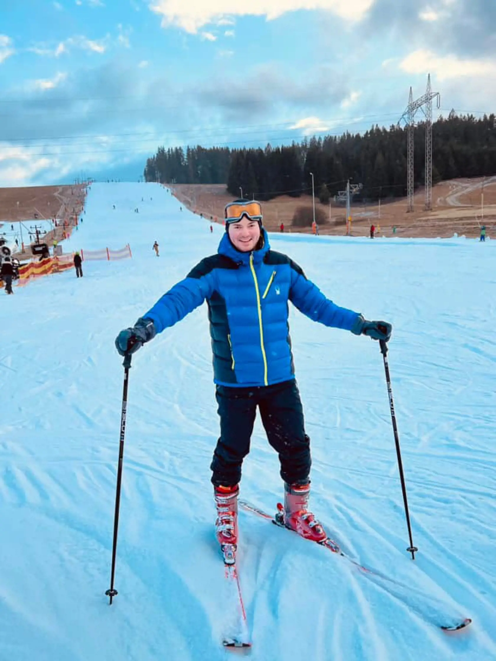 Otec so synom žijú v Tatranskej Lomnici, aj preto majú kladný vzťah k športu.