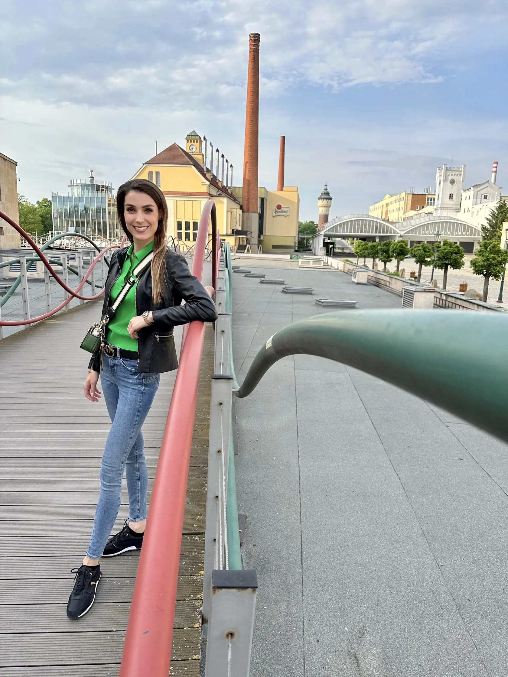 Moderátorka TA3 Simona Frantová sa zasnúbila.