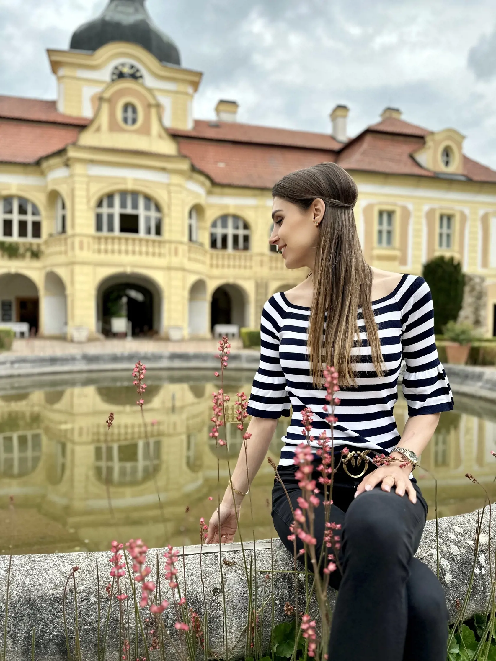 Moderátorka TA3 Simona Frantová sa zasnúbila.