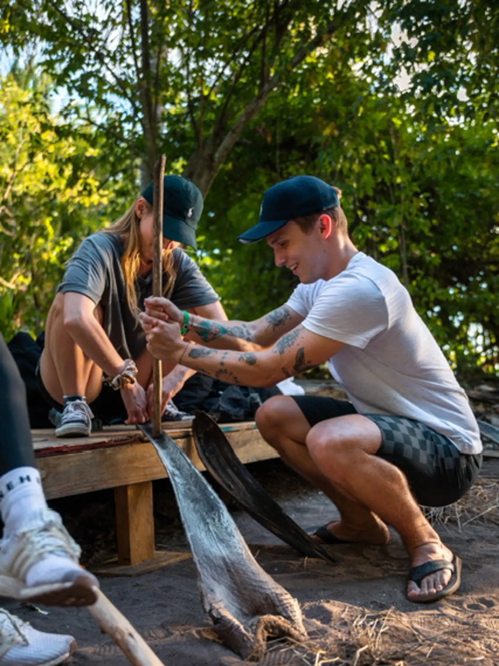 Pred štartom šou Survivor si v Dominikánskej republike vyskúšali novinári aj influenceri na vlastnej koži prespať v džungli. Bola to poriadna divočina!