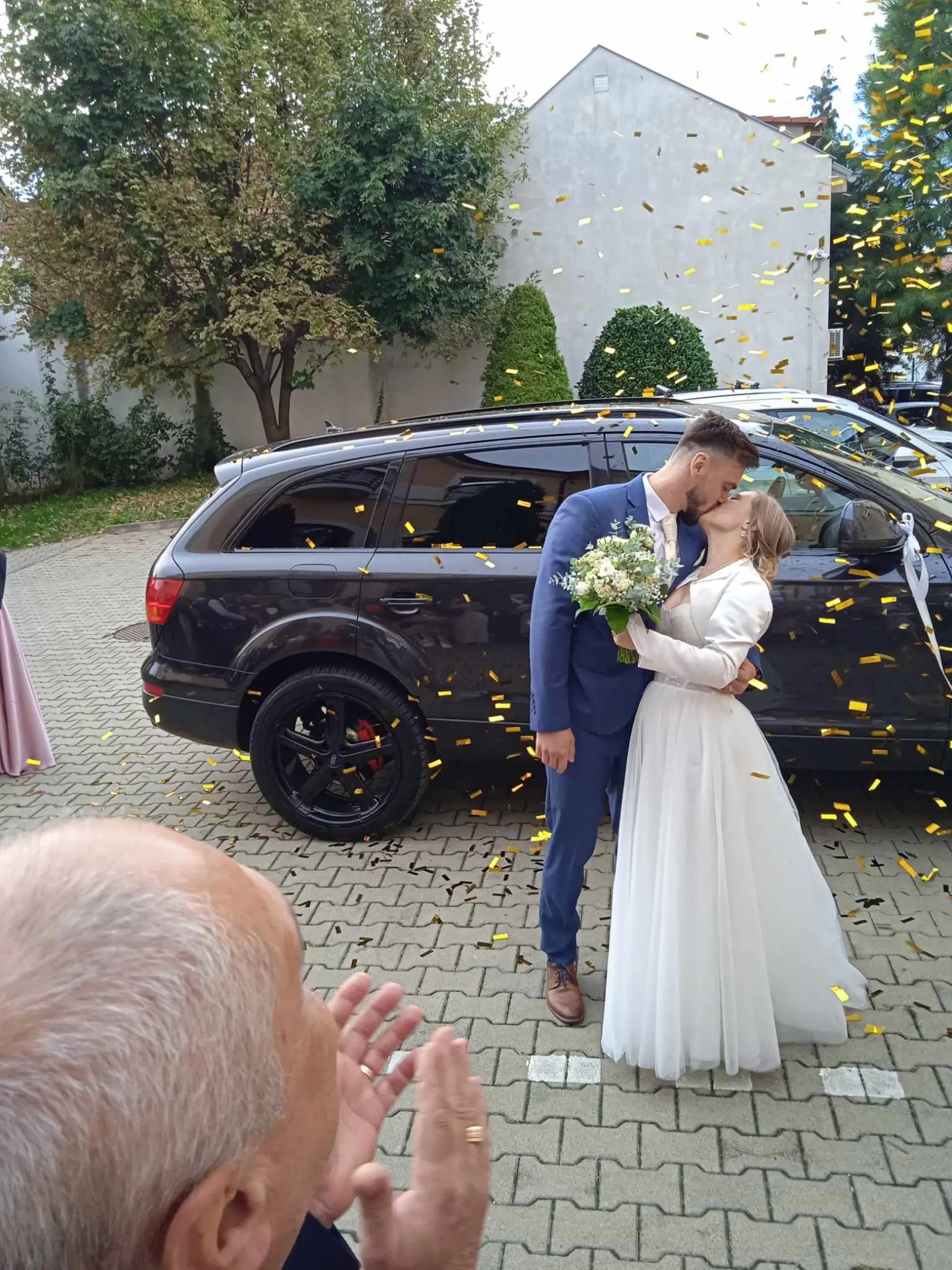 V sobotu (28. septembra) sa v Zlatých Moravciach odohrala udalosť, na ktorú sympatickí mladomanželia nikdy nezabudnú - bohužiaľ však nie v dobrom.