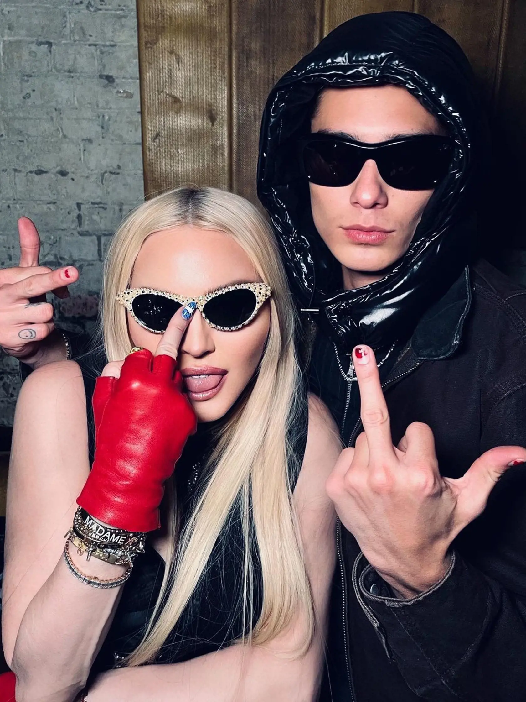 Madonna a jej vulgárne gesto.
