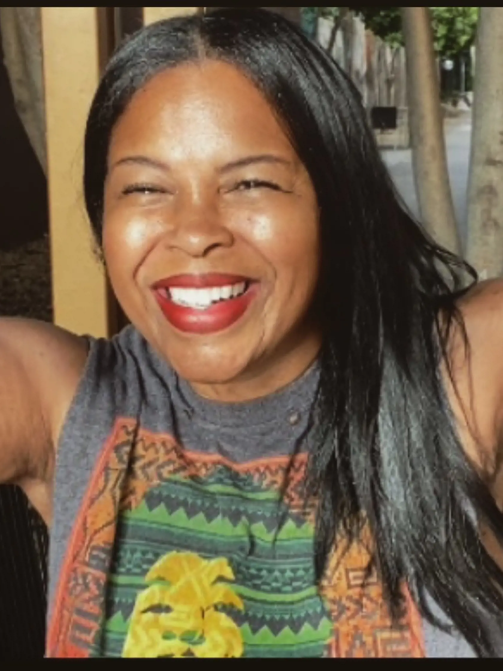 Zakladajúca členka legendárnej R&B skupiny En Vogue, Dawn Robinson, žije v aute. Vraj je to oslobodzujúce a nemenila by. Takto dnes vyzerá.
