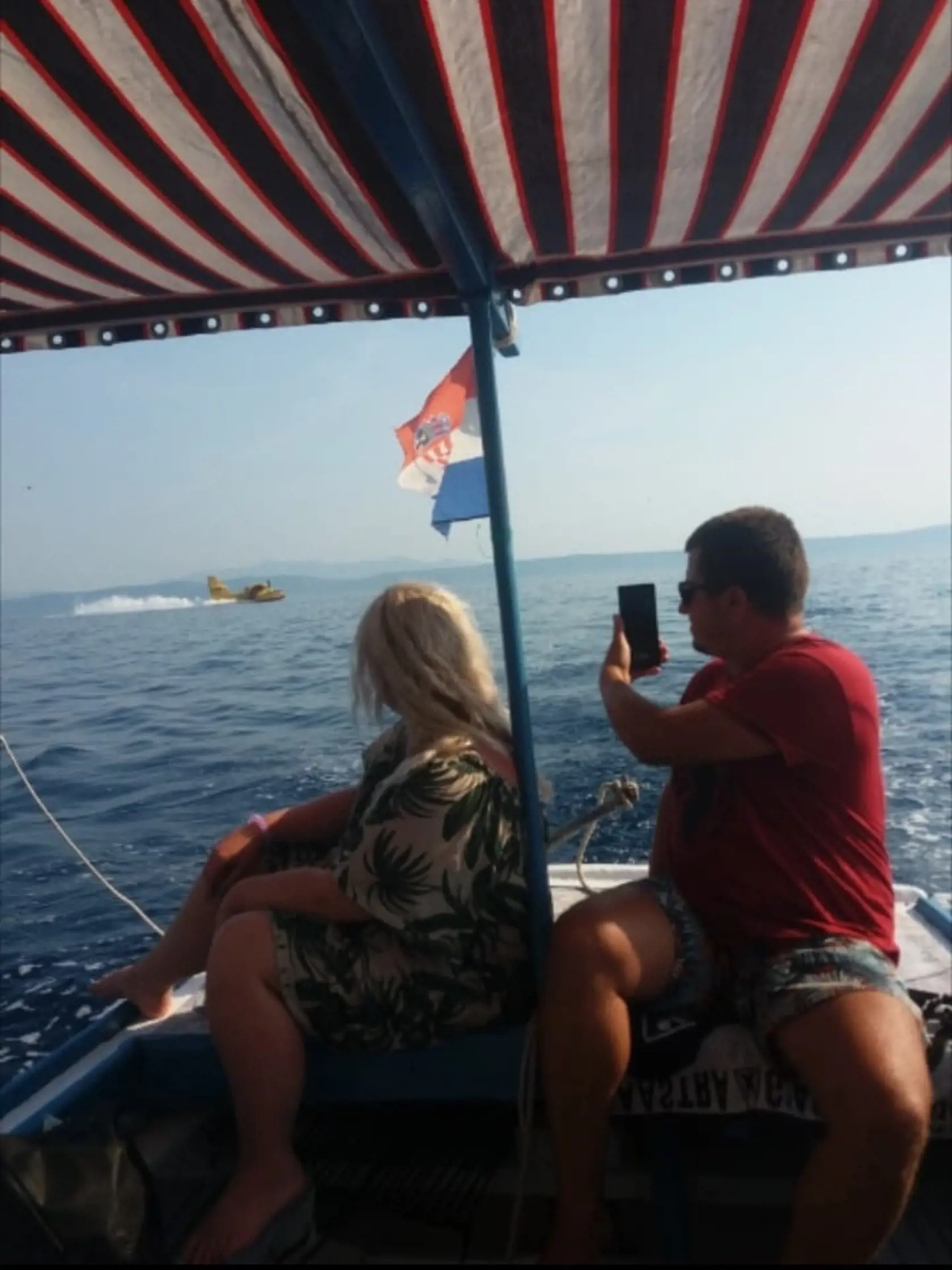 Krásne chvíle Zuzany a Zvonimira na mori. Už sa nič podobné nezopakuje, keďže Zuzana už nežije.