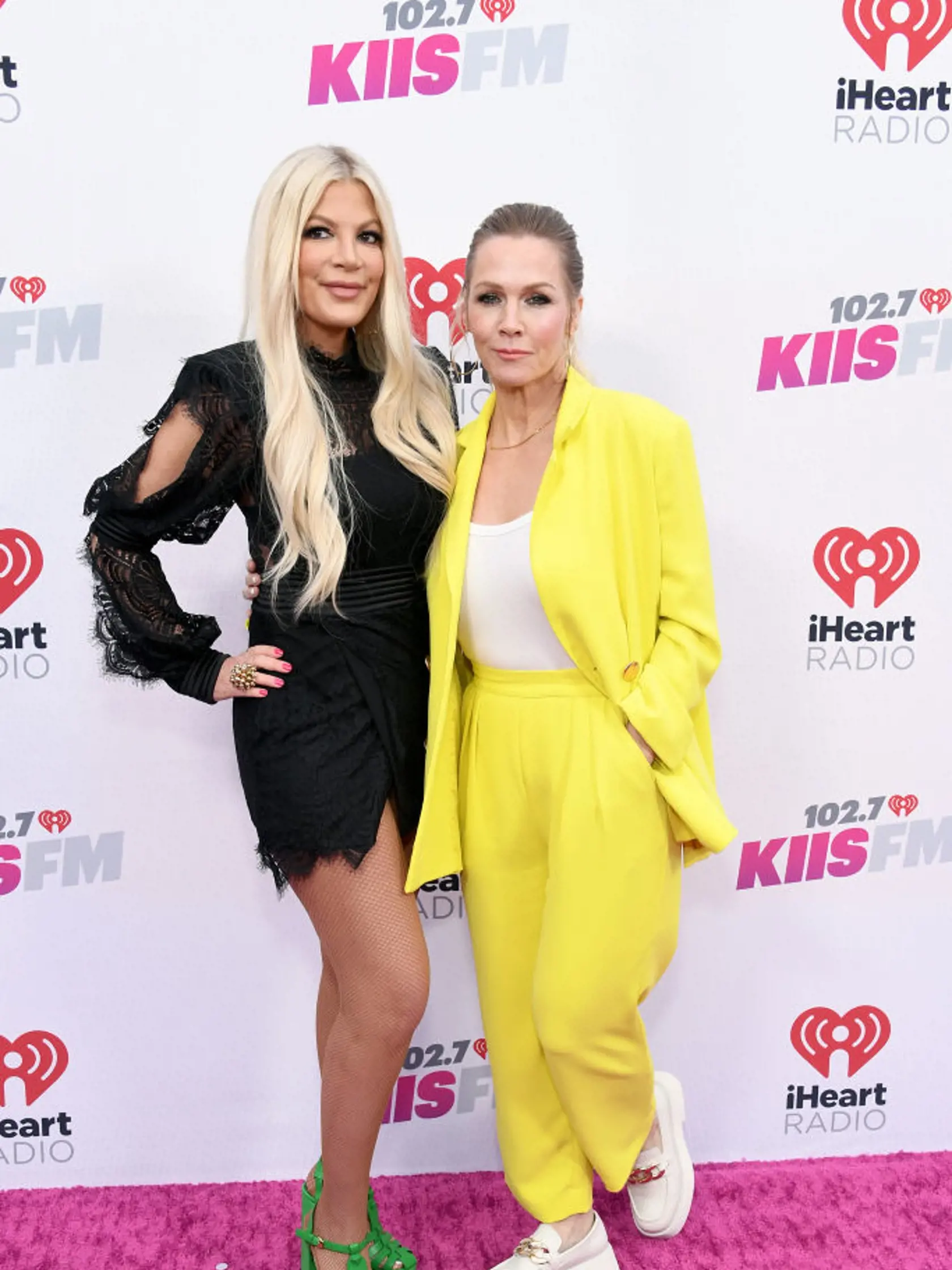 Rok 2022: Tori Spelling (vľavo) a Jennie Garth