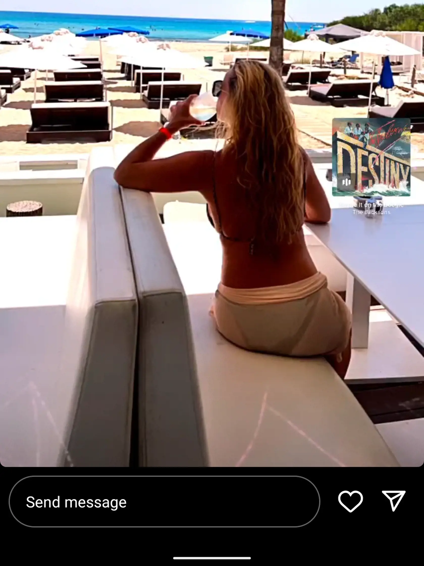 Diana si užívala horúce dni na dovolenke.