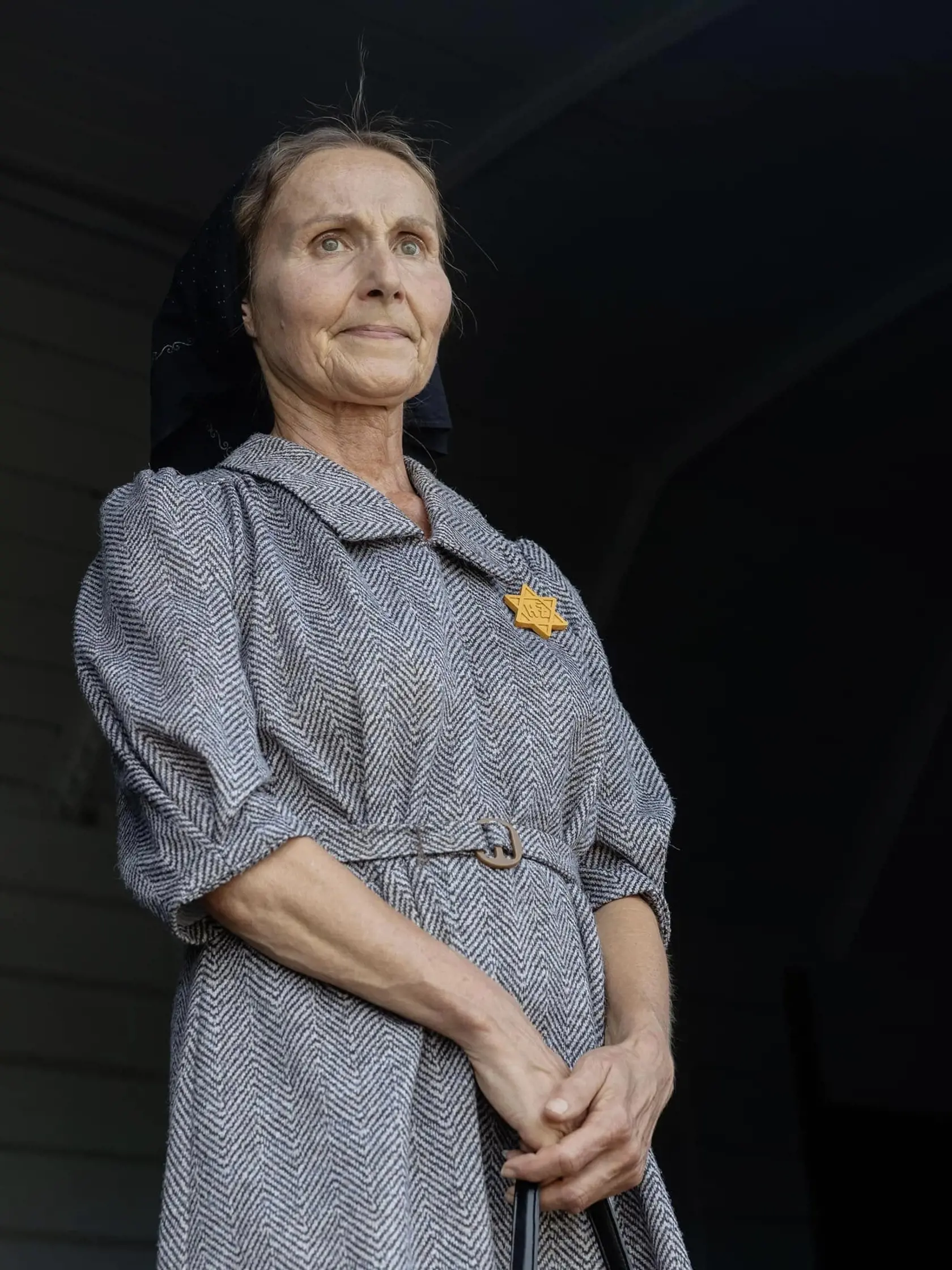 Jana Pilzová alias pani Mária odišla do transportu a zachránila tým Annu (Petra Polnišová). Jej odvážne gesto divákov nesmierne zarmútilo.