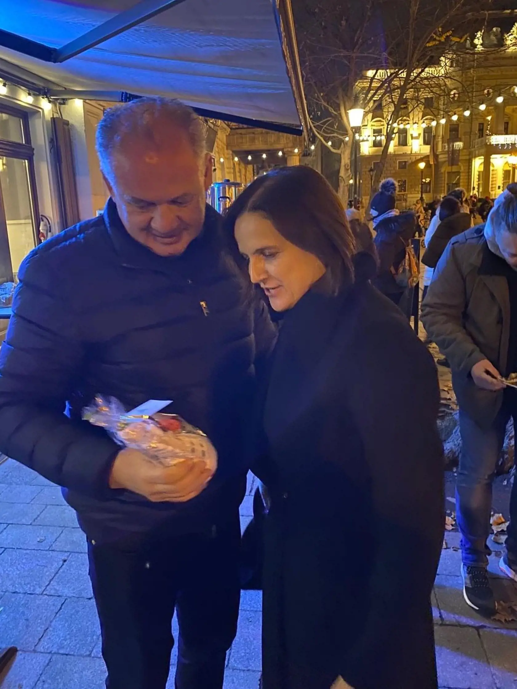 Bývalý prezident Andrej Kiska sa odfotil s ministerkou spravodlivosti Máriou Kolíkovou.