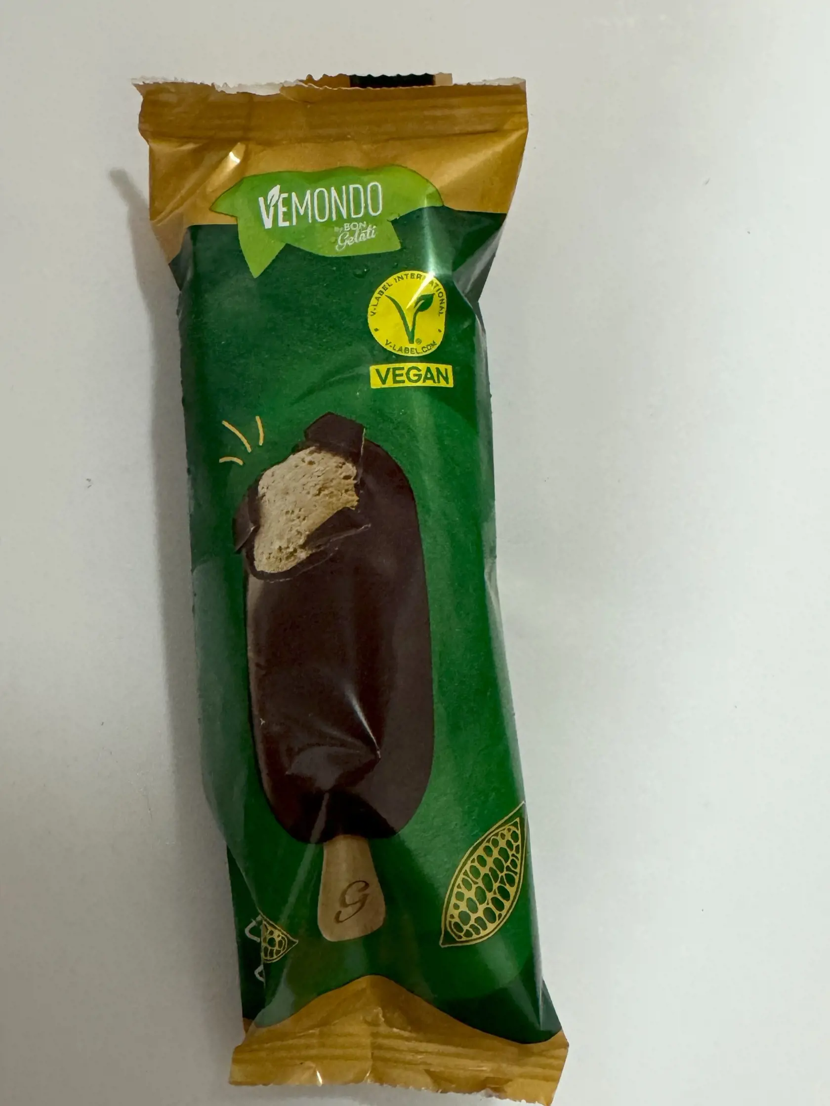 13. Vemondo vegan - slaný karamel 0,66 € =Tento nanuk je zmesou vody, cukru, tuku, hráškovej bielkoviny a rôznych éčok. Zdravotne nijako neprospeje.