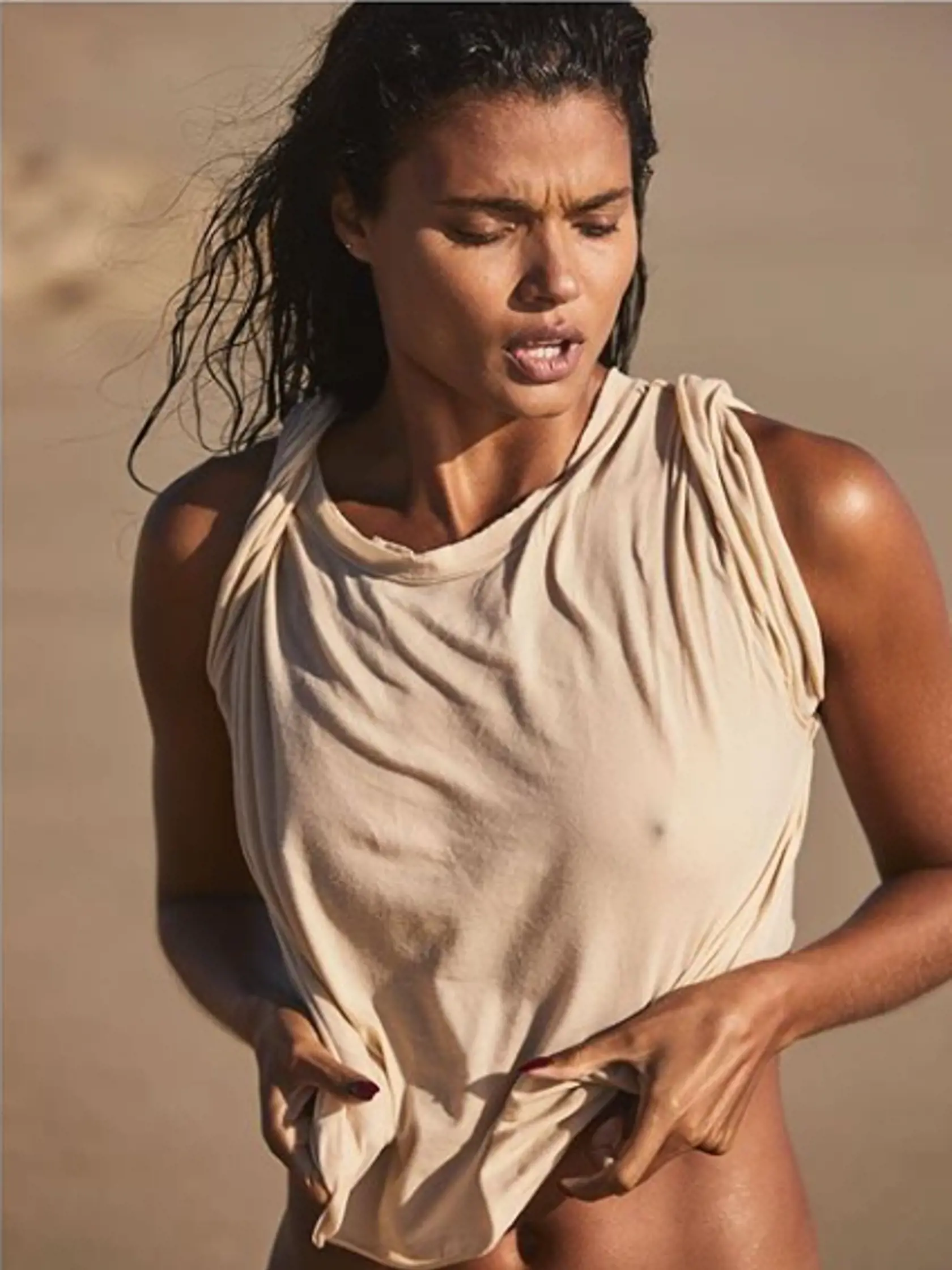 Daniela Braga je 28-ročná modelka, ktorá pochádza zo São Paulo.