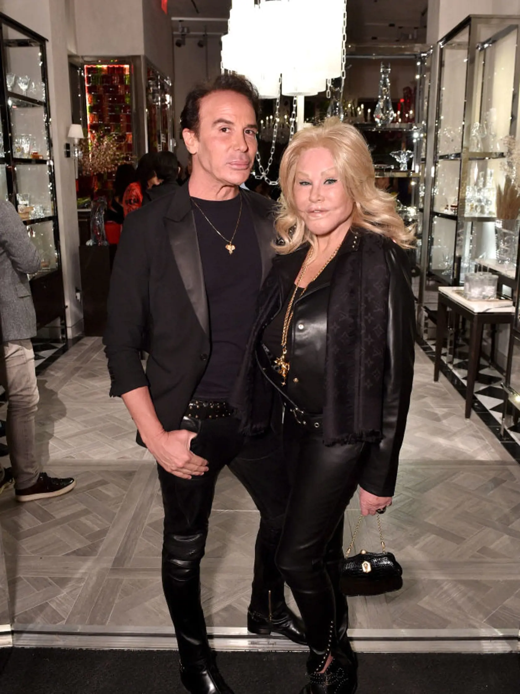 Jocelyn Wildenstein so snúbencom, francúzskym návrhárom Lloydom Kleinom.