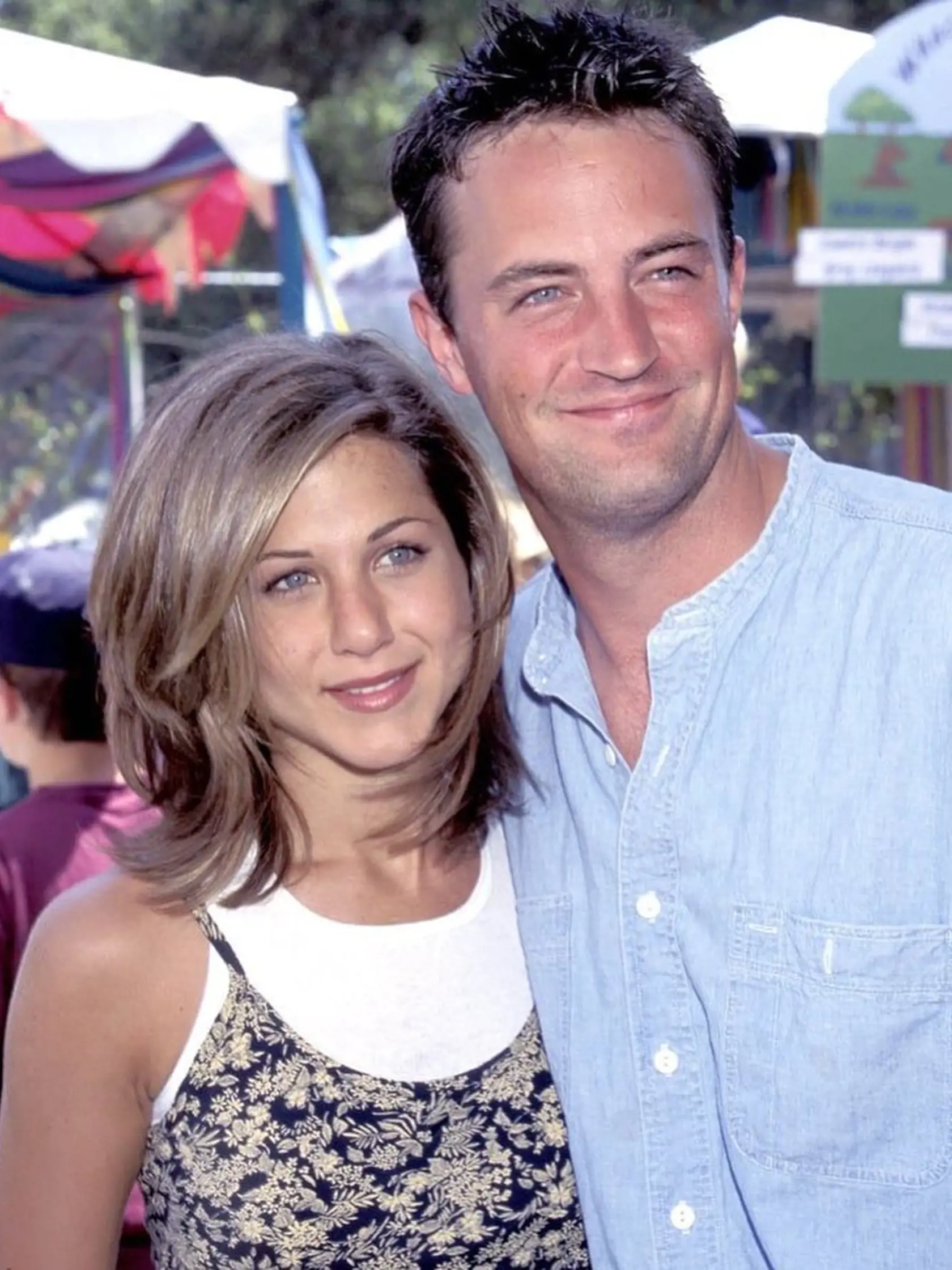 Matthew Perry so seriálovou kolegyňou Jennifer Aniston