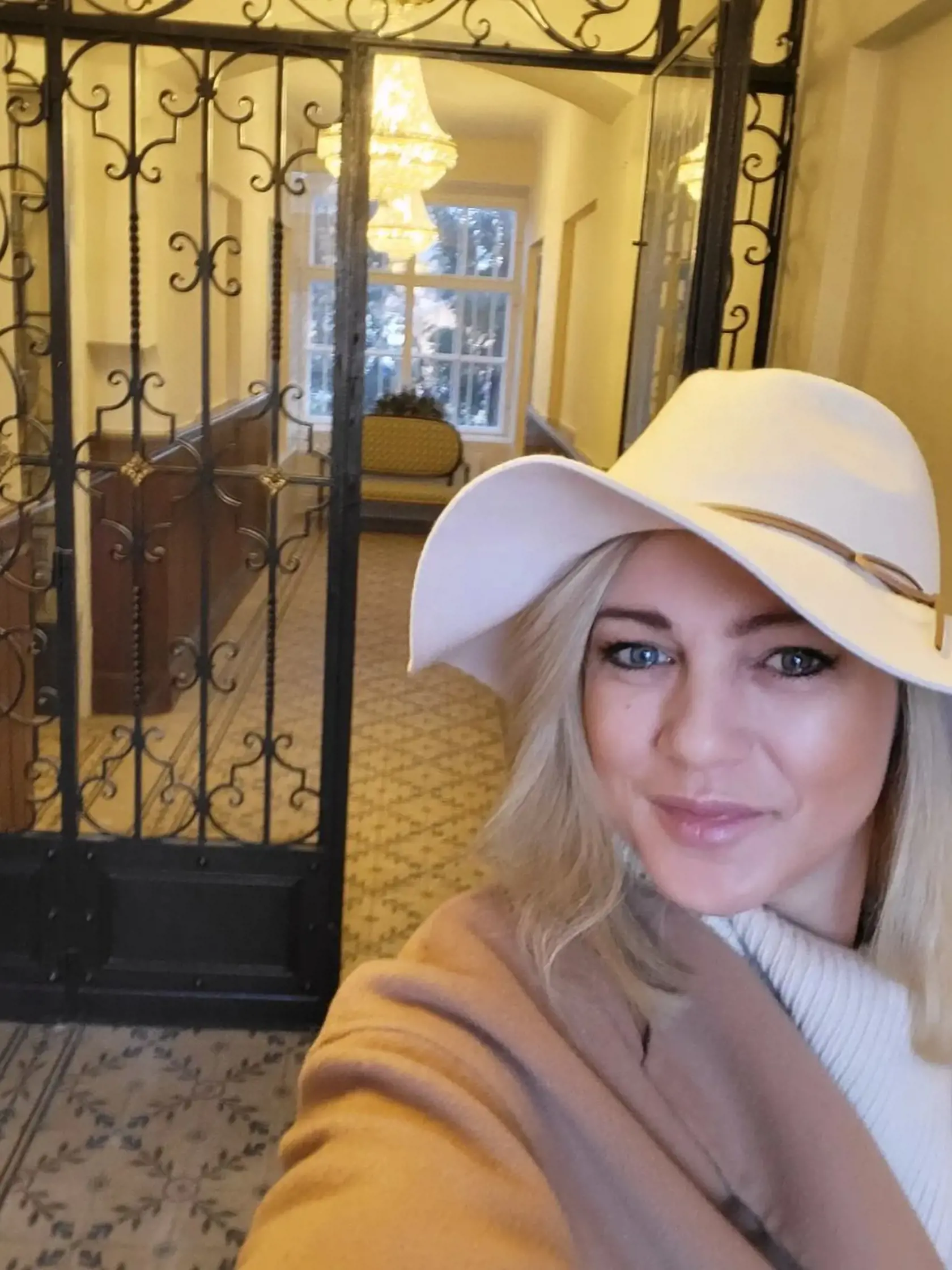 Adriana Poláková s priateľom nedávno zrenovovali svoj kaštieľ, v ktorom ponúkajú ubytovanie.