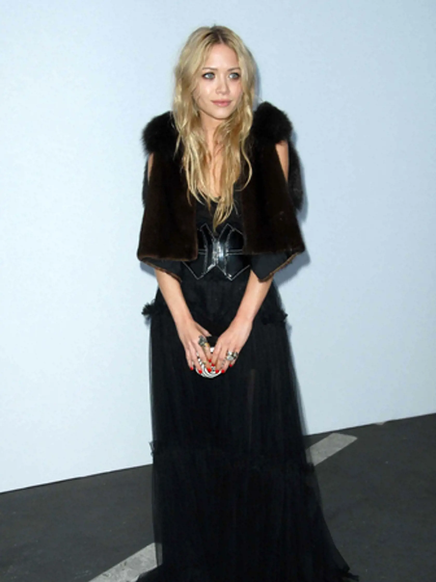 Keby sa Mary Kate Olsen vyzliekla do plaviek, mnohým bude pripomínať kostlivca.