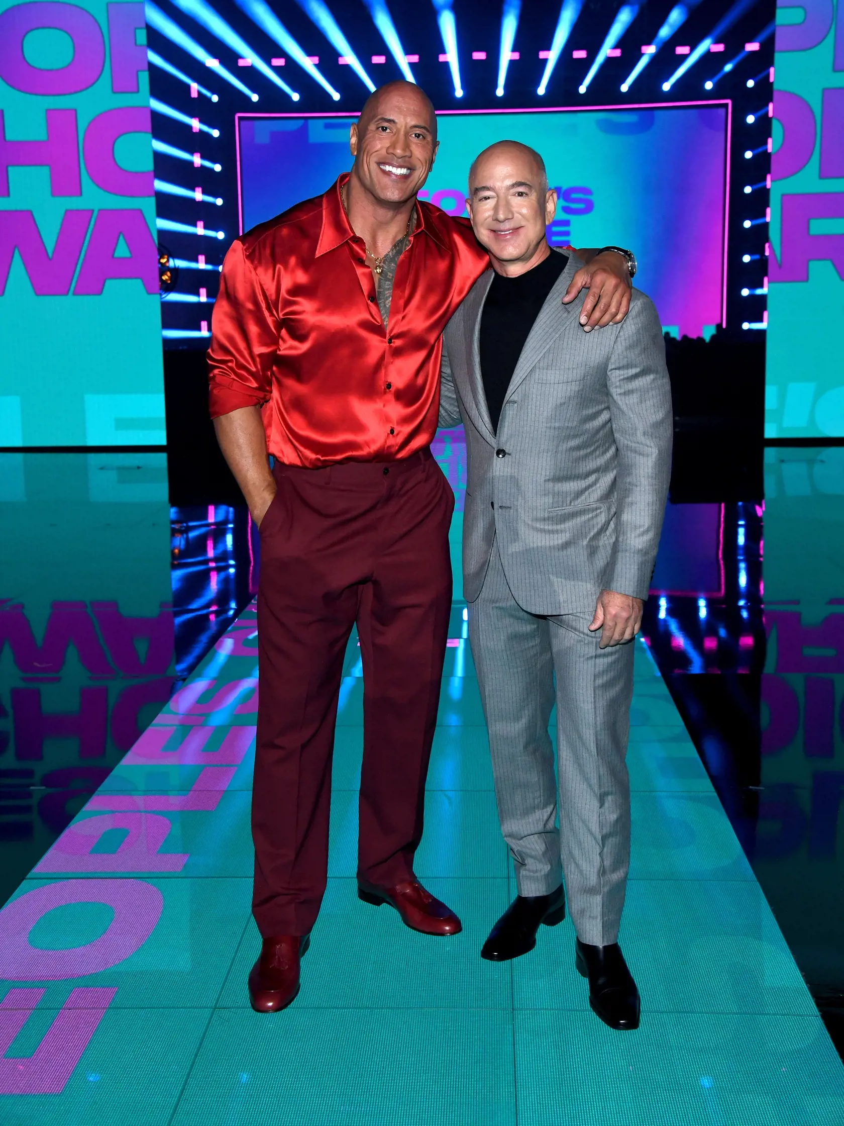 Jeff Bezos a Dwayne Johnson