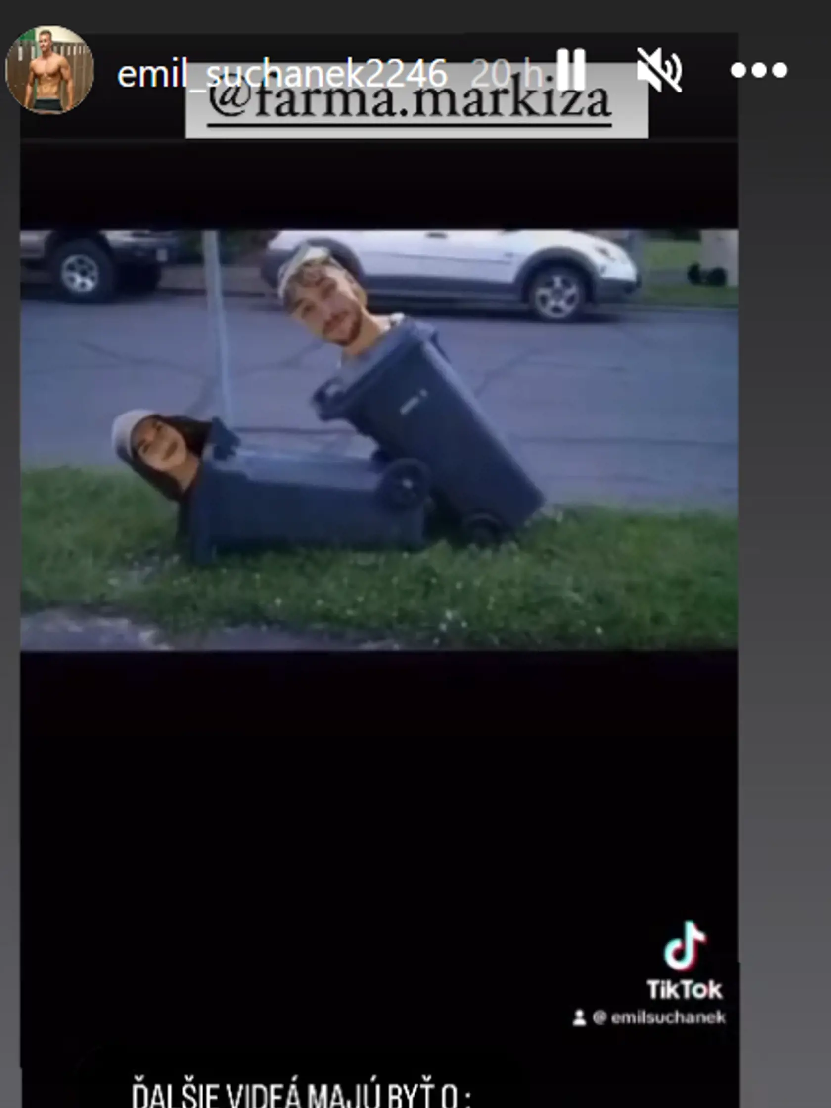 Takto Emil vníma svoju ex a muža, s ktorým ho podviedla.