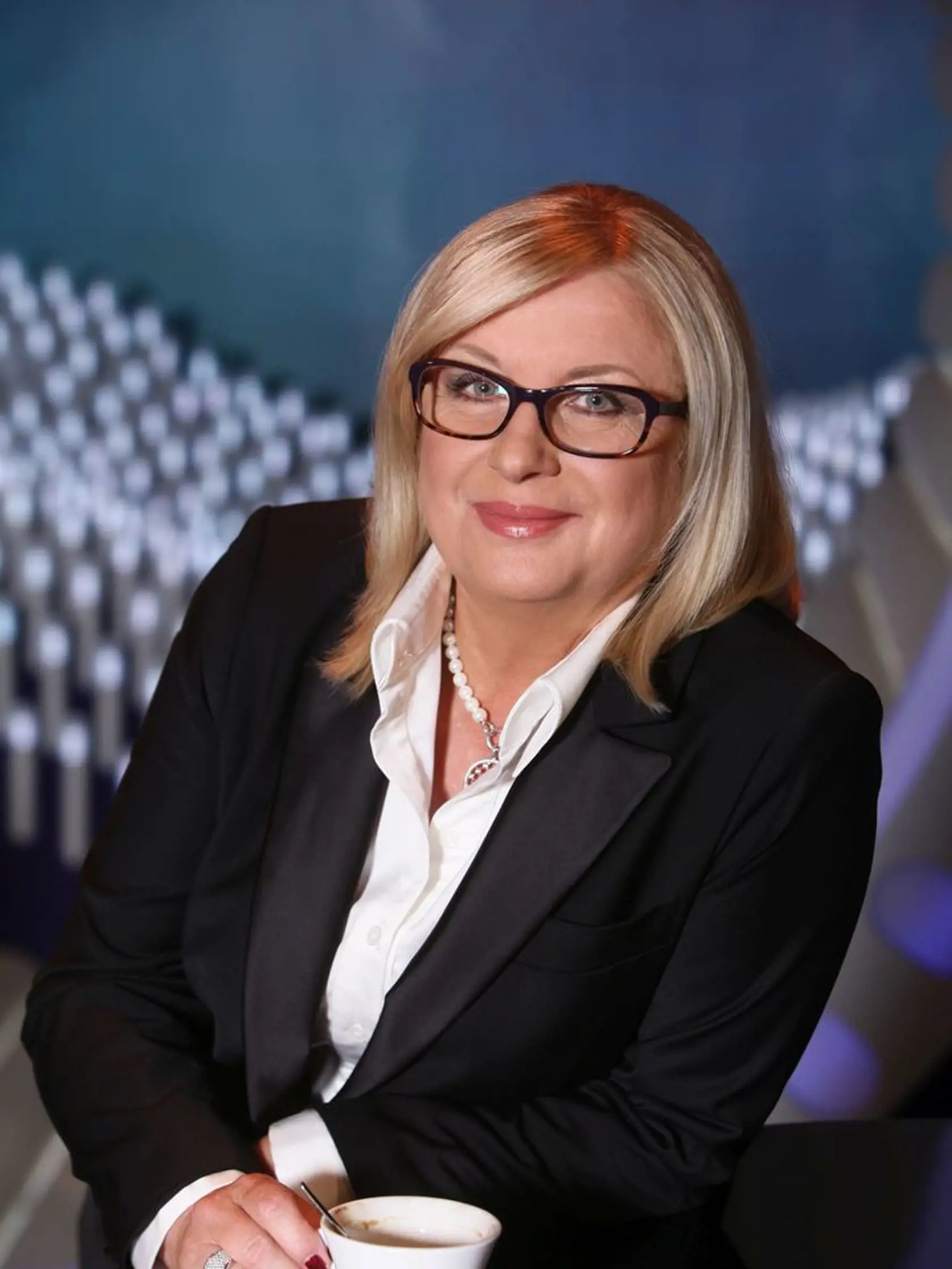 Elena Vacvalová.