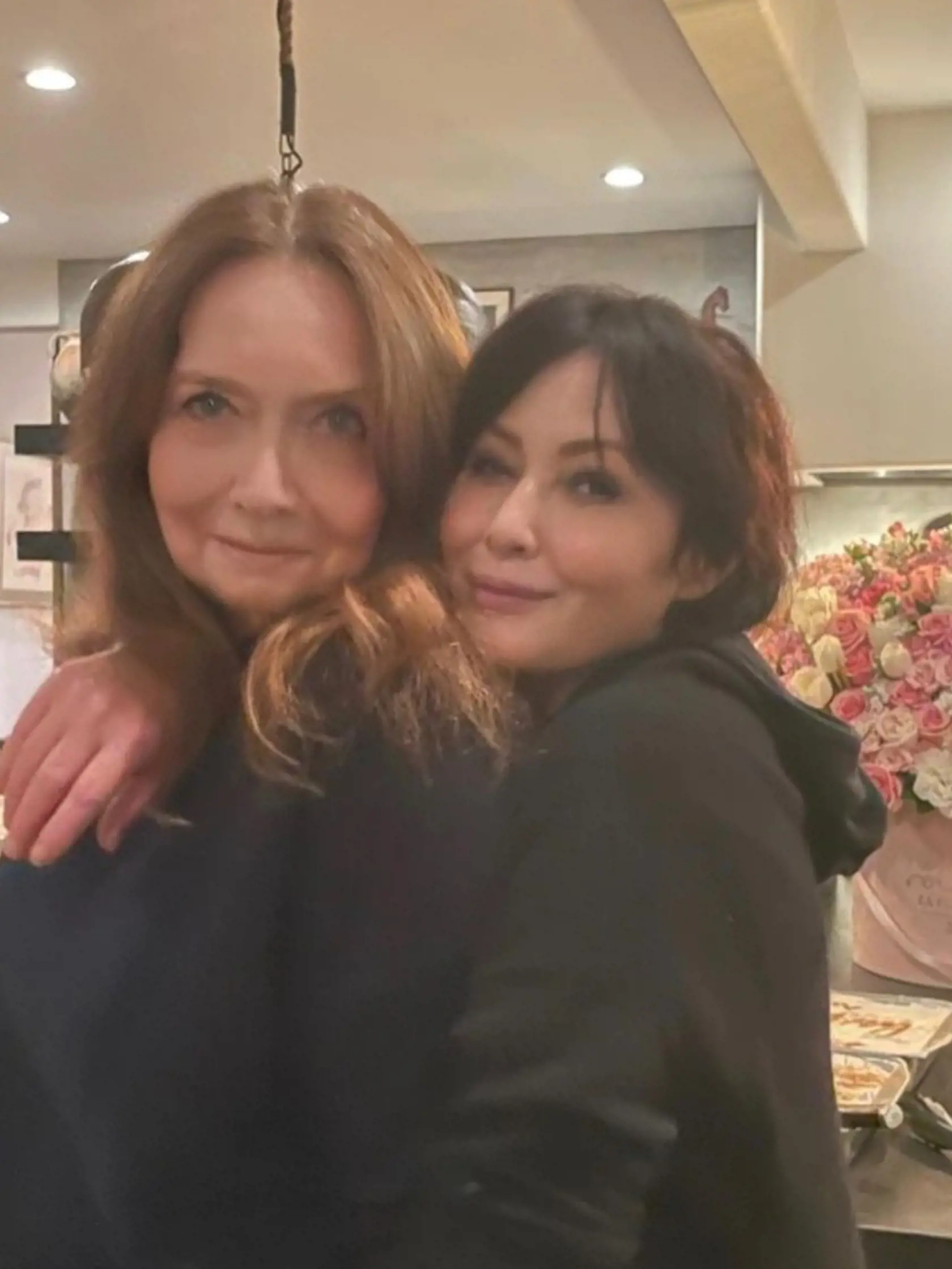 Shannen Doherty na novej fotografii so svojou mamou.
