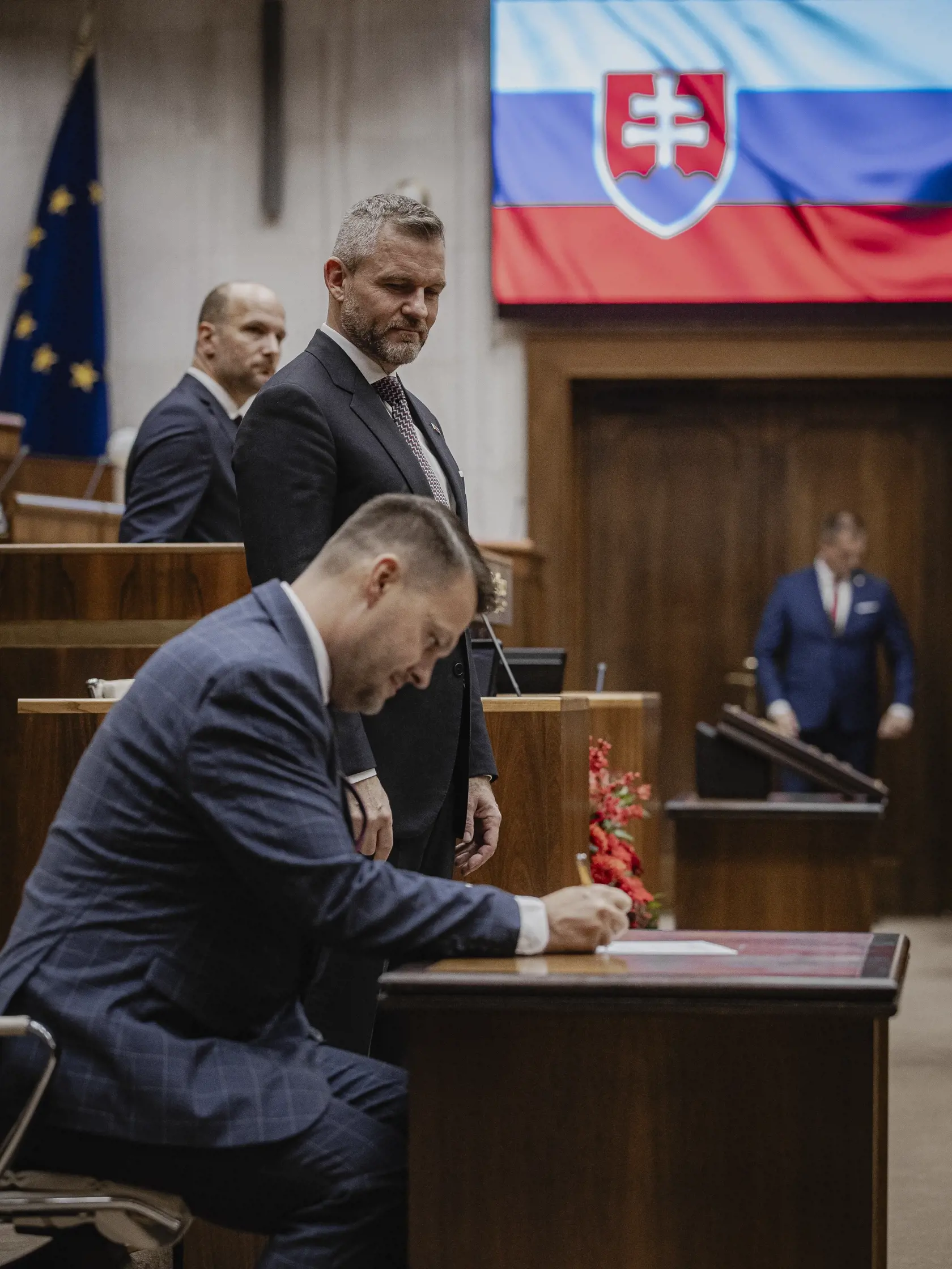 Prvý deň predsedu strany HLAS-SD Petra Pellegriniho v Národnej rade Slovenskej republiky po predčasných parlamentných voľbách 2023. Na snímke počas vedenia ustanovujúcej schôdze vo funkcii Predsedu NRSR.