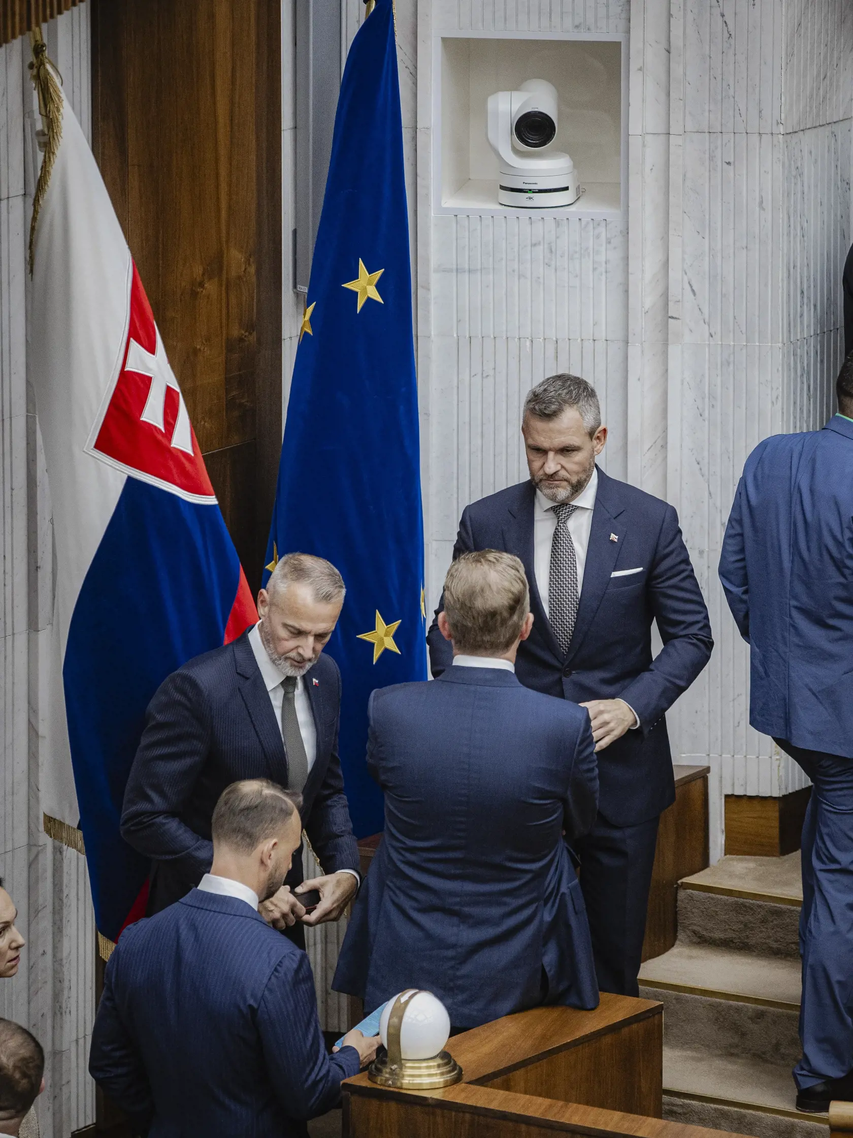 Prvý deň predsedu strany HLAS-SD Petra Pellegriniho v Národnej rade Slovenskej republiky po predčasných parlamentných voľbách 2023. Na snímke počas tajného hlasovania o poste predsedu NRSR.