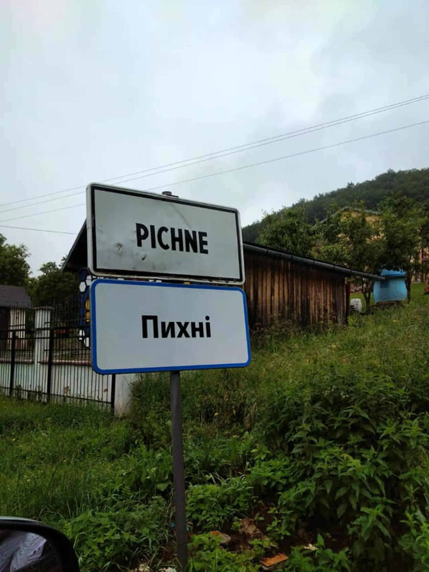 Boris Kollár a Roman Mikulec boli na obhliadke v obci Pichne (okr. Snina).