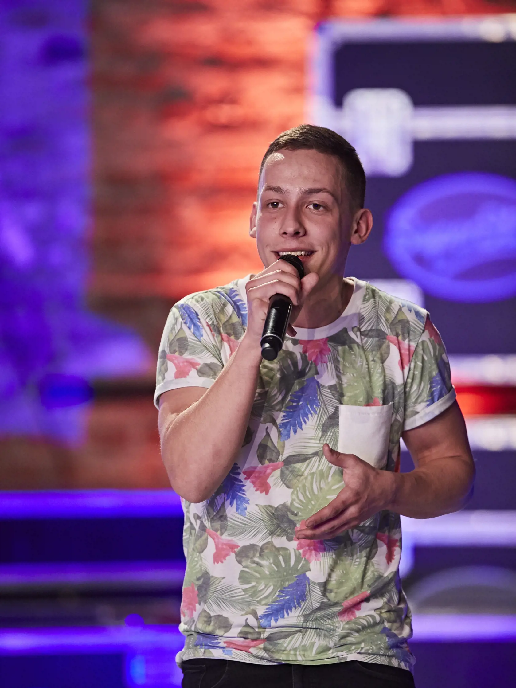 21-ročný Tomáš má za sebou búrlivú minulosť.
