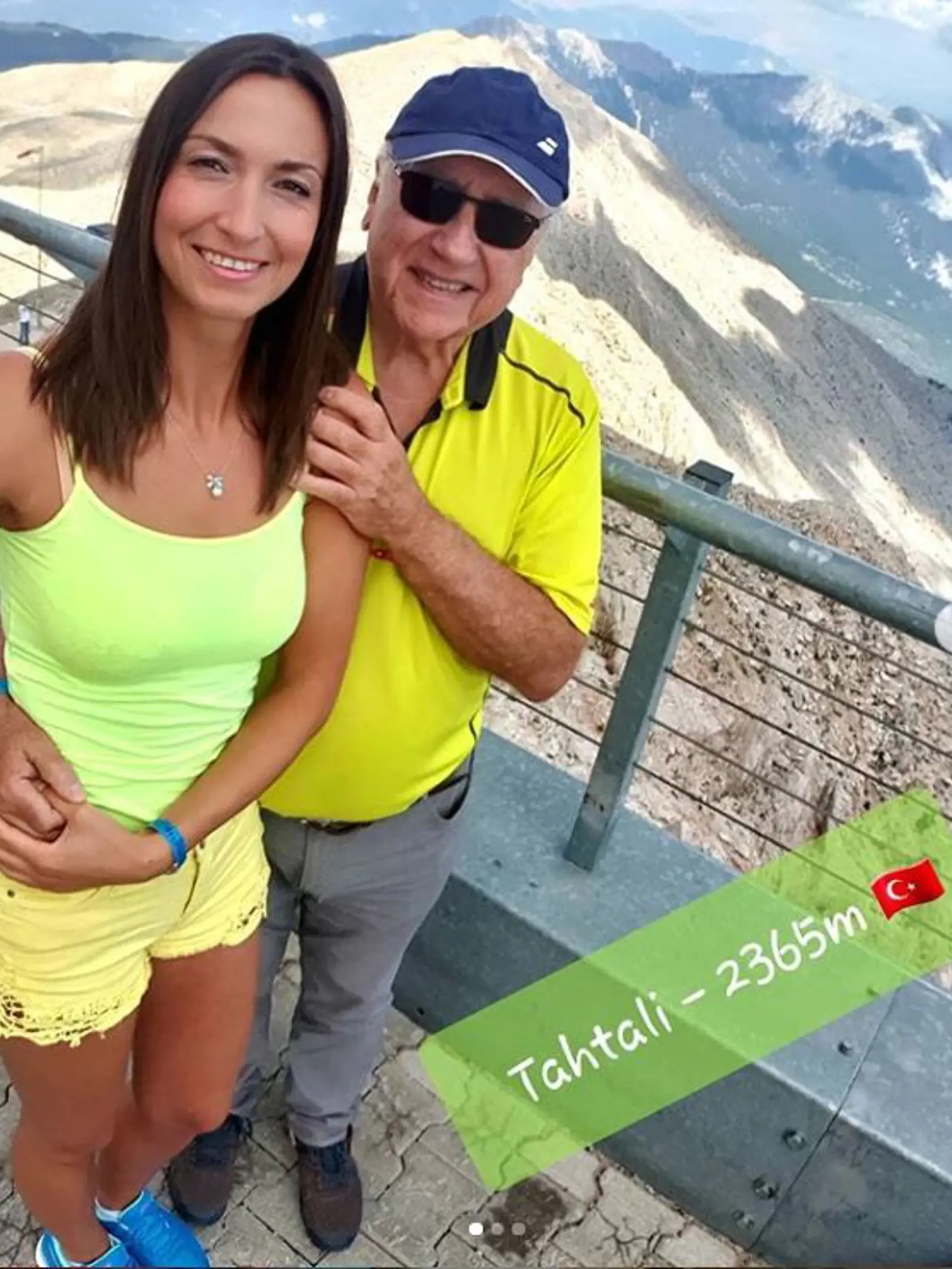 Felix Slováček a Lucie Gelemová sú v poslednom čase takto farebne zladení.