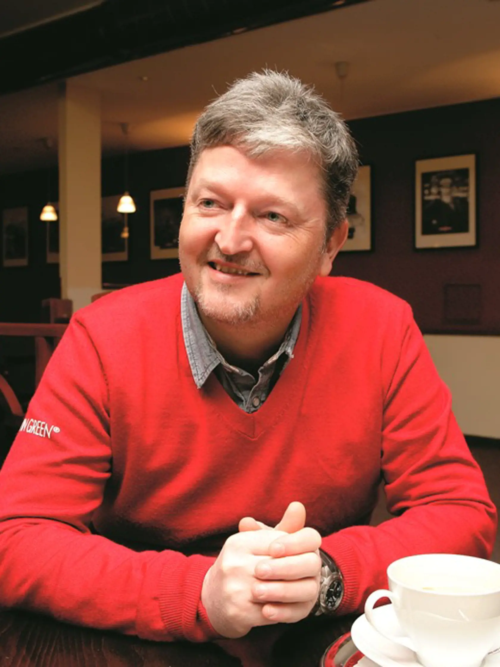 Slovenský herec Peter Sklár sa pôvodne volal Peter Perďoch. Ako študent DAMU v Prahe, kde už vtedy bol obsadzovaný a účinkoval aj v dabingu si zmenil priezvisko. Predpokladáme, že dôvody nie je potrebné vysvetľovať.
