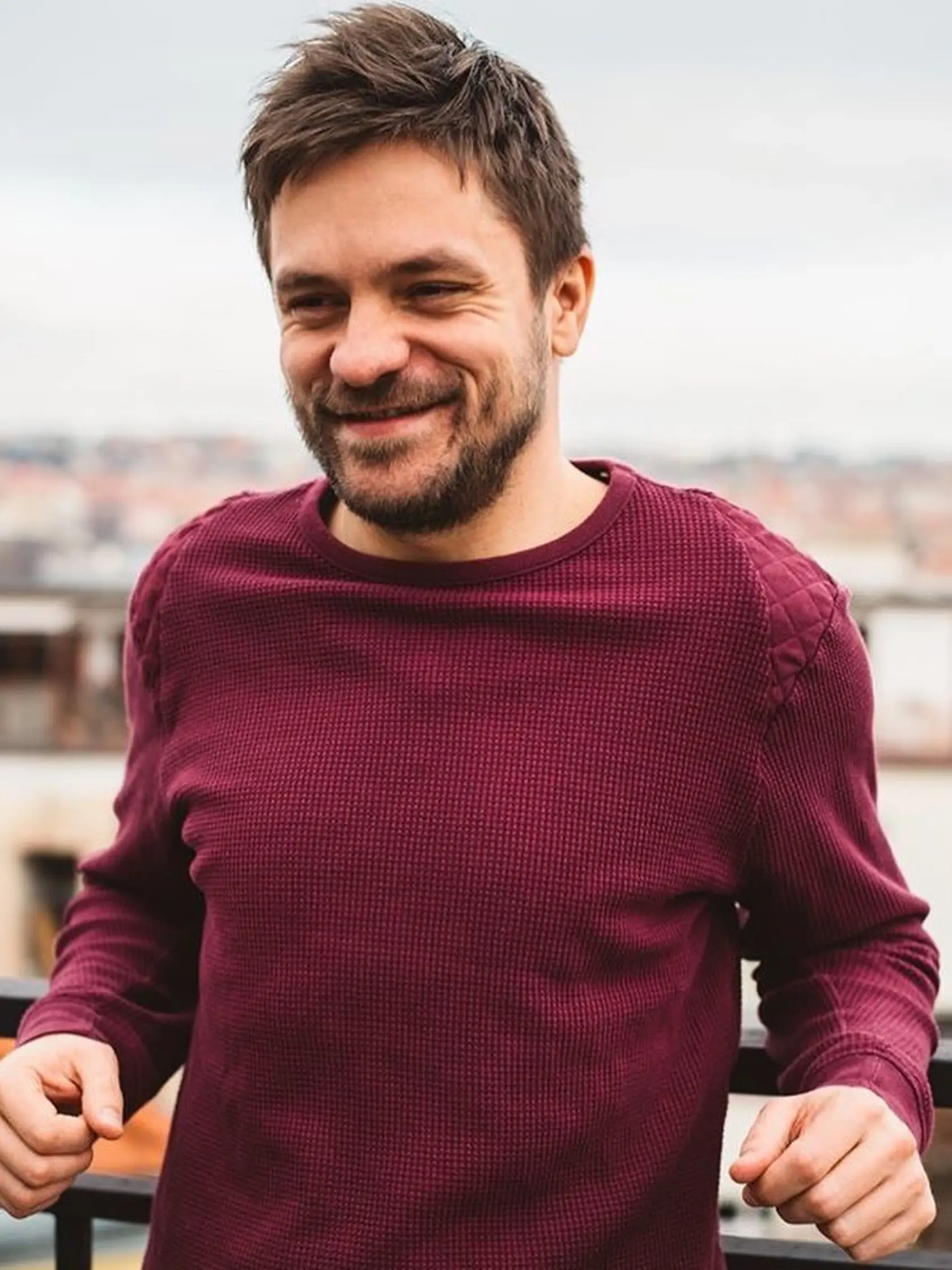 JM