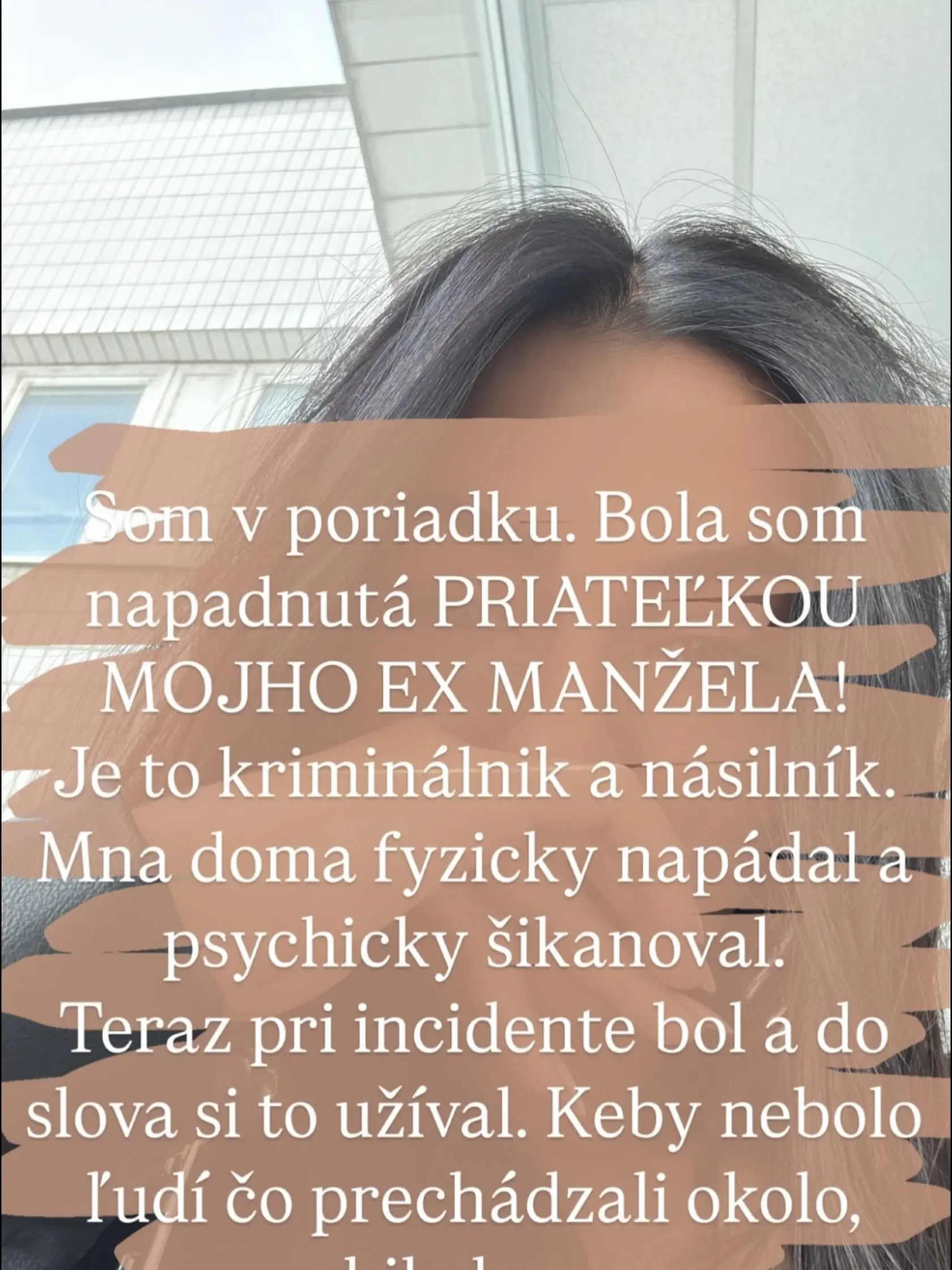 Mišku z Ruže napadla frajerka jeho exmanžela.