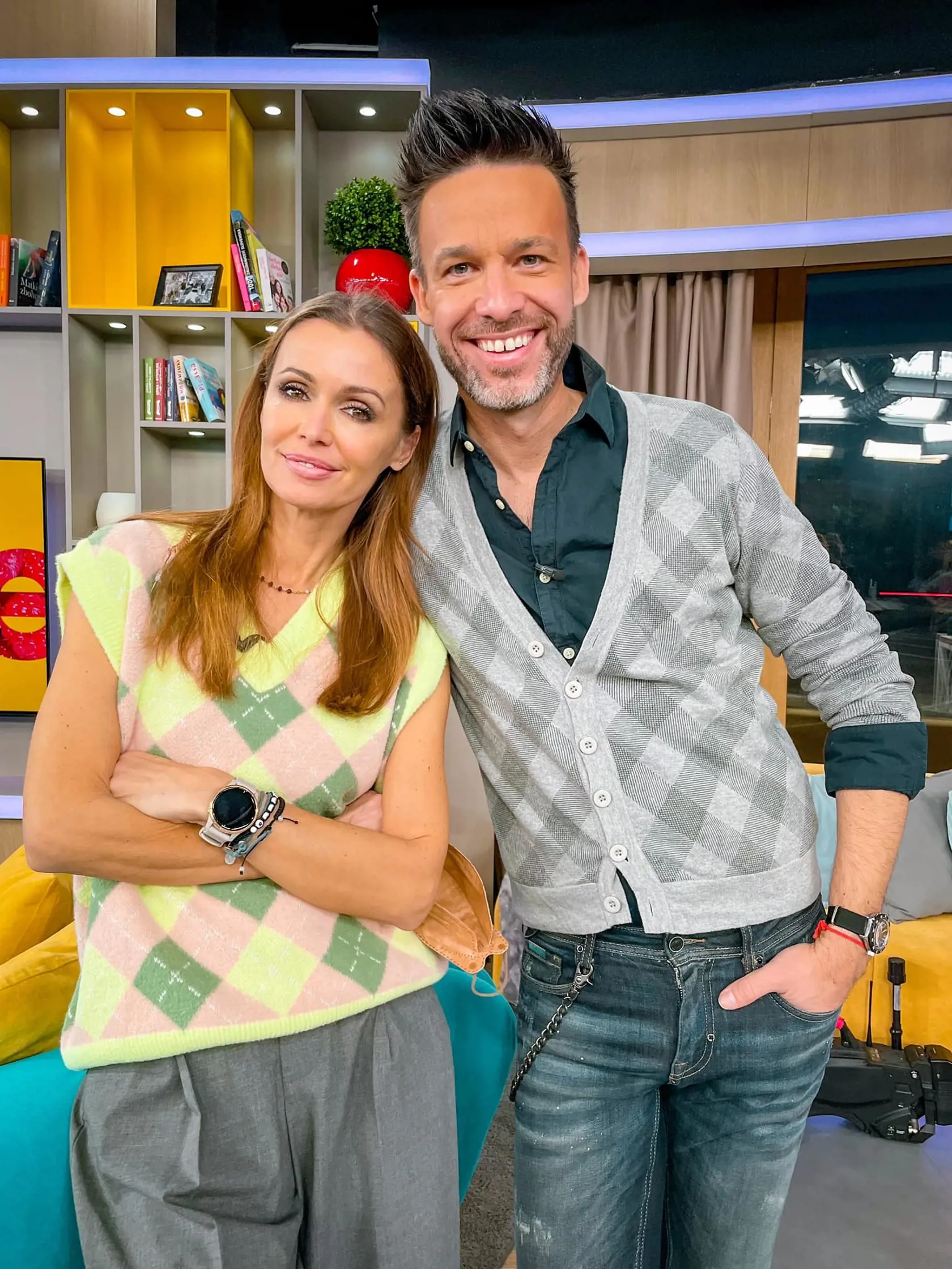 Roman Juraško a Lenka Šoóšová v Teleráne.