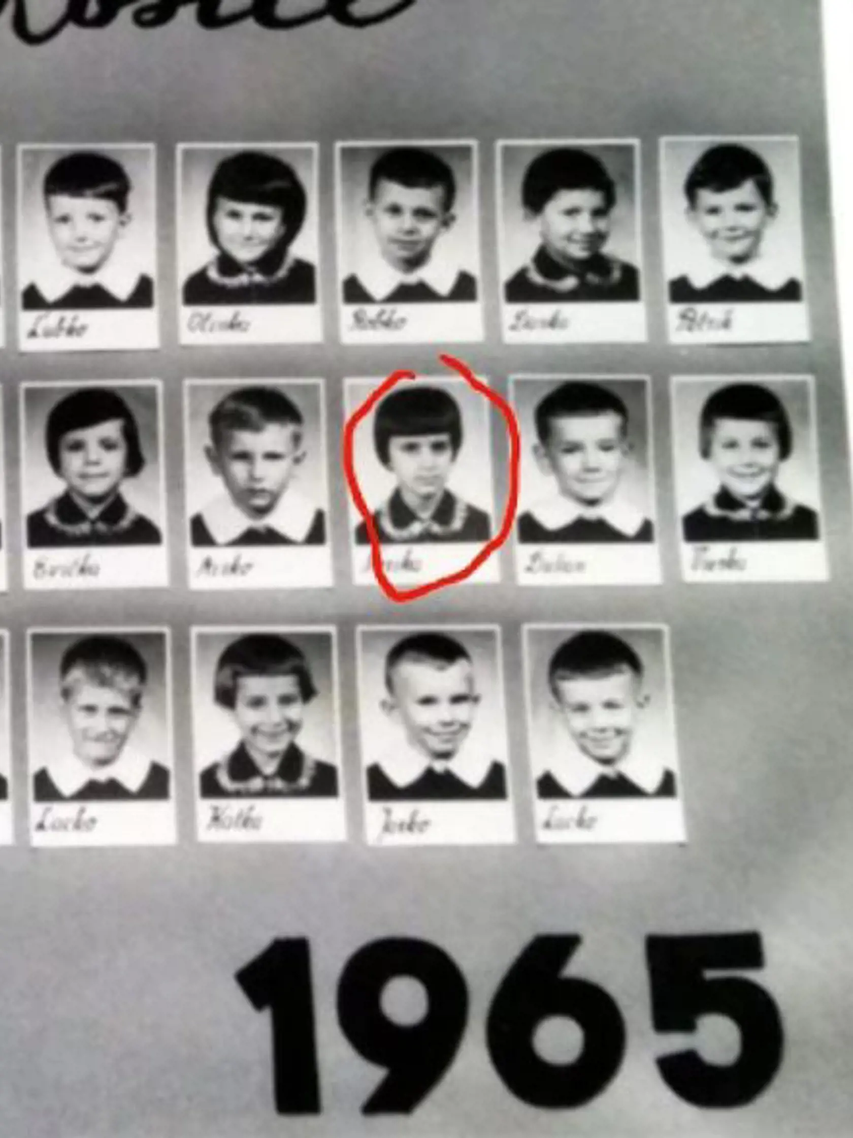 Nora v čase, keď mala 7 rokov.