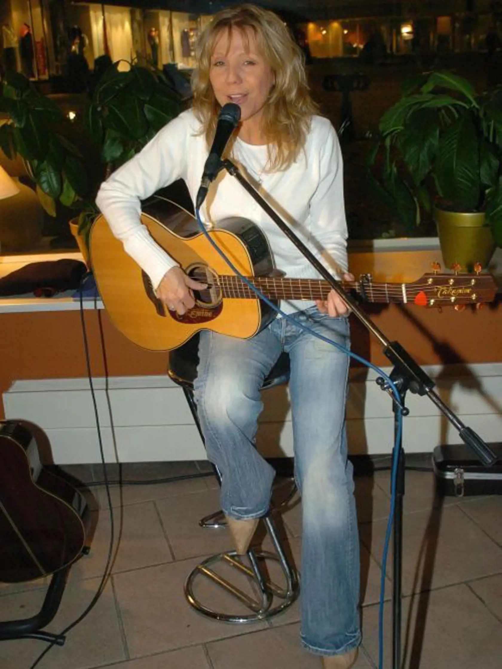 Lenka Filipová