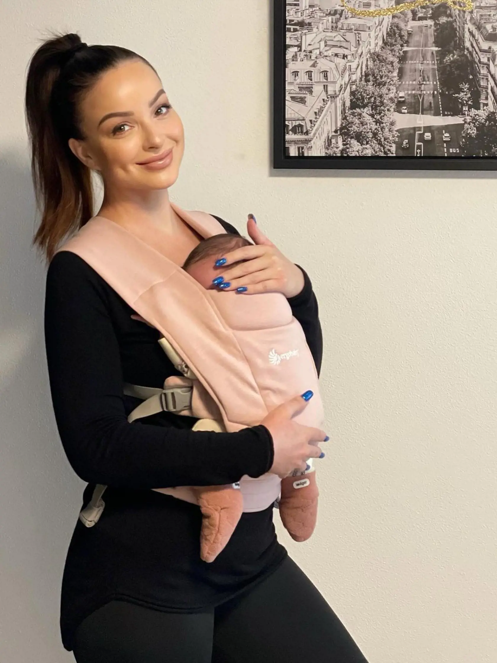 Veronika s malou Neuškou