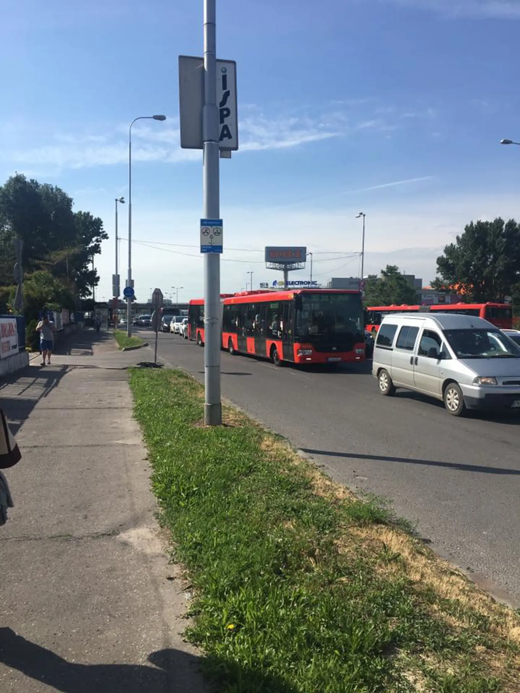 Bratislava bojuje so zápchami. 
