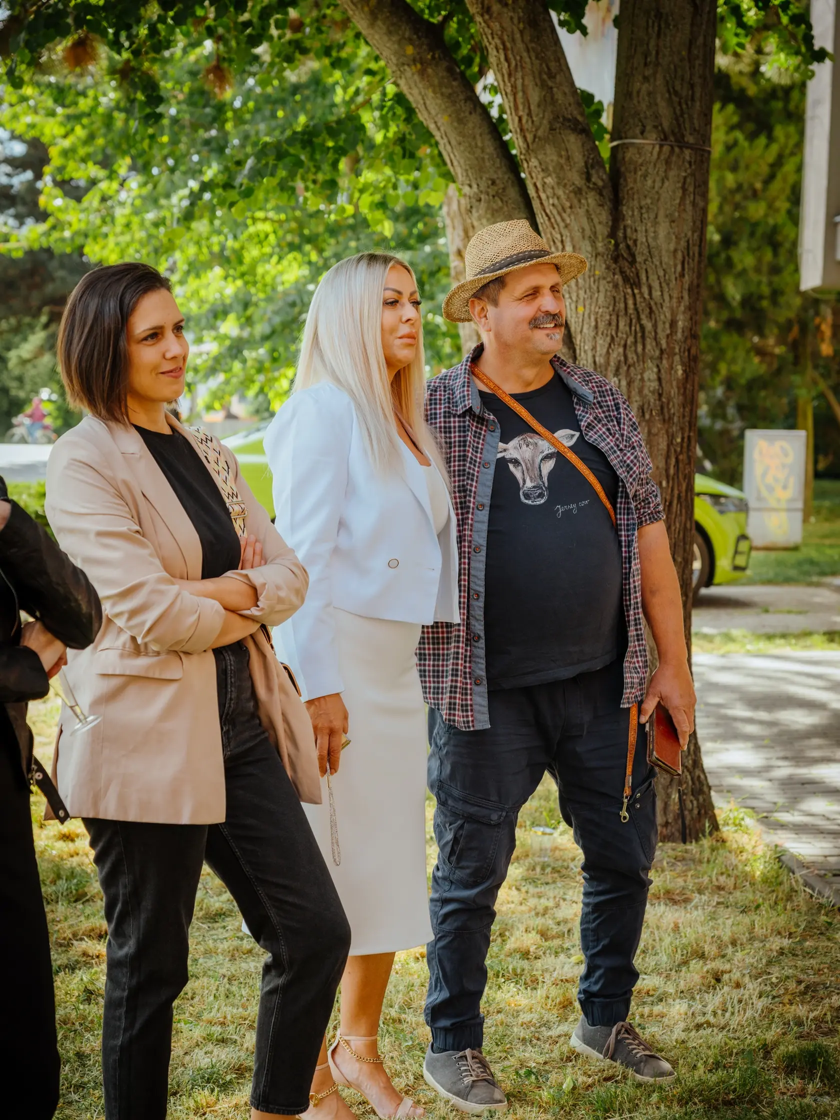 Exfarmárka Božka Candráková si otvorila salón. Podporiť ju prišiel aj hospodár Martin Bagár. 