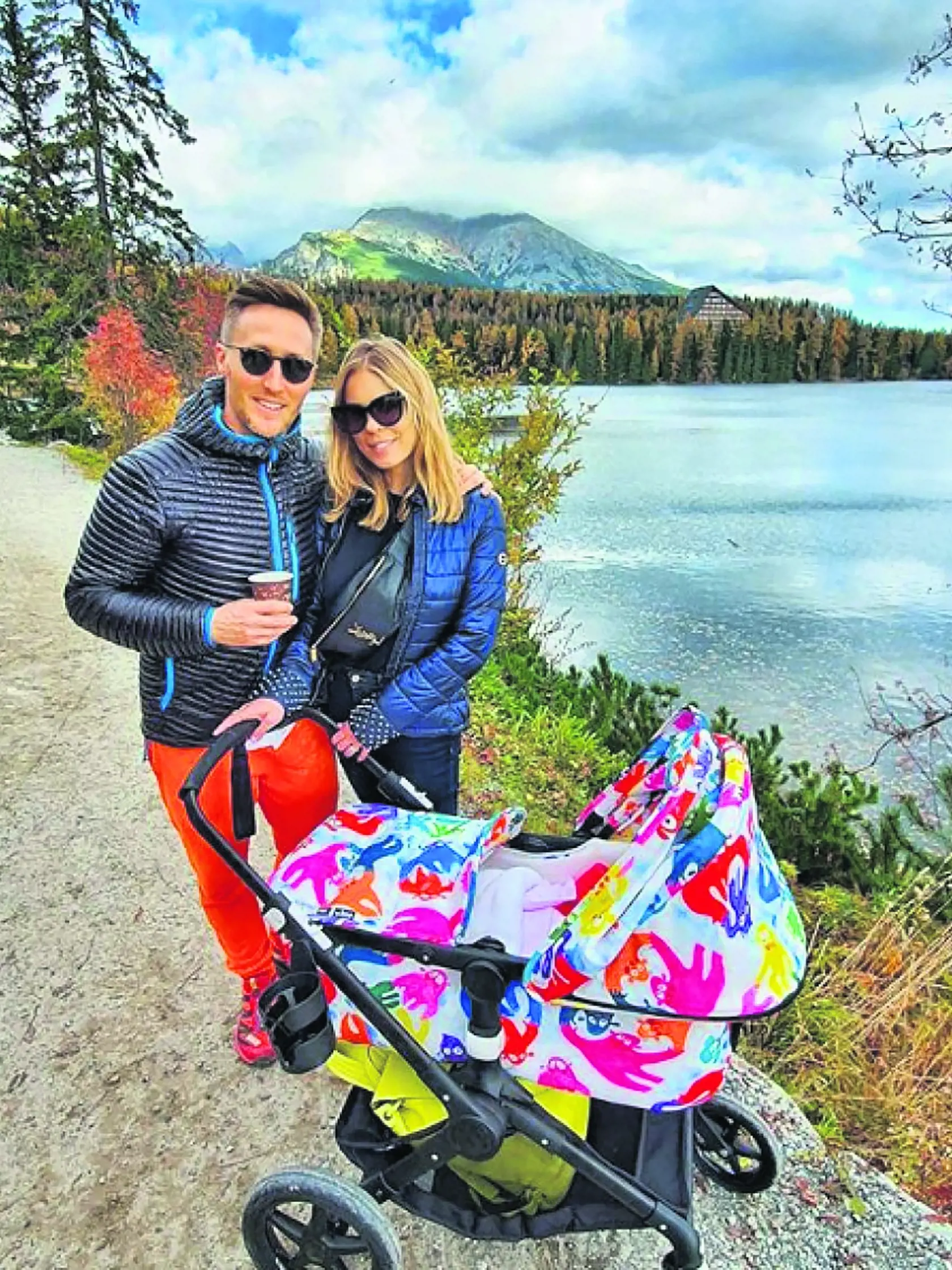 Veronika Cifrová Ostrihoňová so Sajfom sa pri kúpe kočíka tiež poriadne buchli po vrecku. Dcéru vozili v dizajnovom kočíku od návrhára Basa Kostersa, ktorý ho navrhol pre Bugaboo.