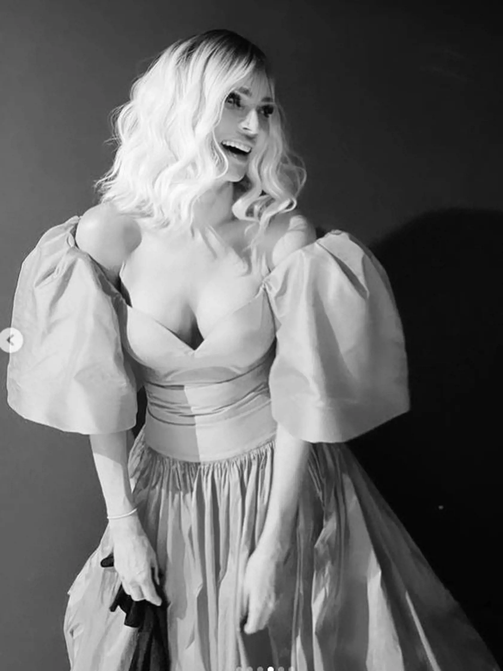 Zmenená Andrea Verešová. Čo poviete, ako jej pristane takýto účes? Je to však iba parochňa.