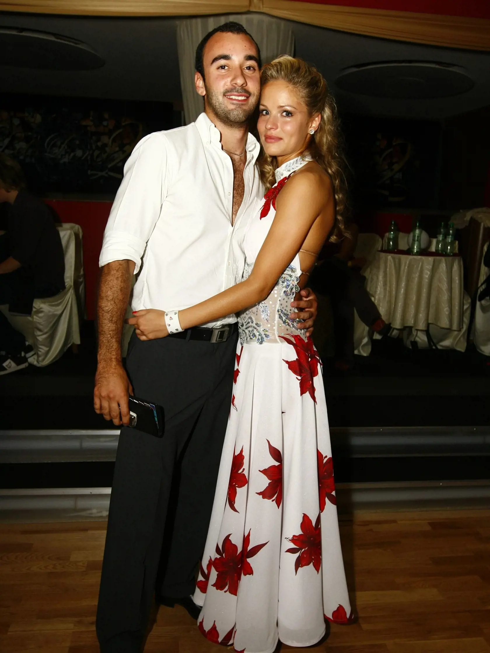Ivana v rokoch 2005-2009 randila so synom multimilionára Tomášom Chrenekom mladším. Ich vzťah sa však po štyroch rokoch rozpadol a Chrenek vymenil Surovcovú za markizáčku Pietrovú, s ktorou sa neskôr zosobášil. Dôvodom rozchodu bolo vraj to, že dvojica mala na seba málo času. Párik údajne rozdelila najmä vzdialenosť, keďže Chrenek junior študoval na vysokej škole v Prahe. O tom, že vzťahy medzi Ivanou a Tomášom boli na bode mrazu, svedčil aj fakt, že Chrenek tanečnicu neprišiel v tom čase povzbudiť na tretiu sériu Let´s Dance (2009) ani raz.