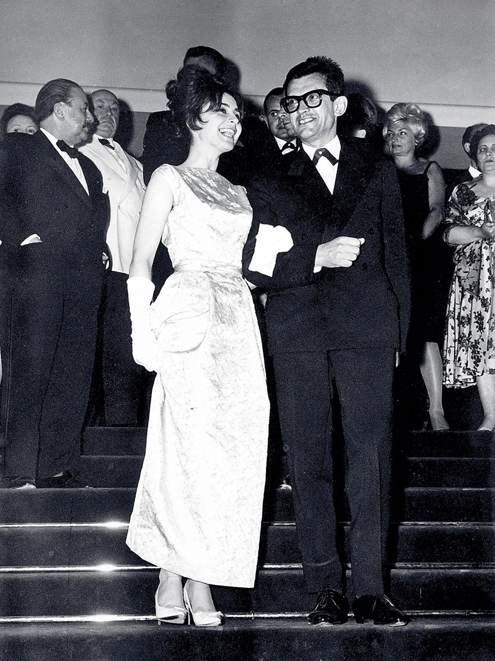 Emília Vášáryová na festivale v Cannes, kde v roku 1963 ocenili film Až přijde kocour.