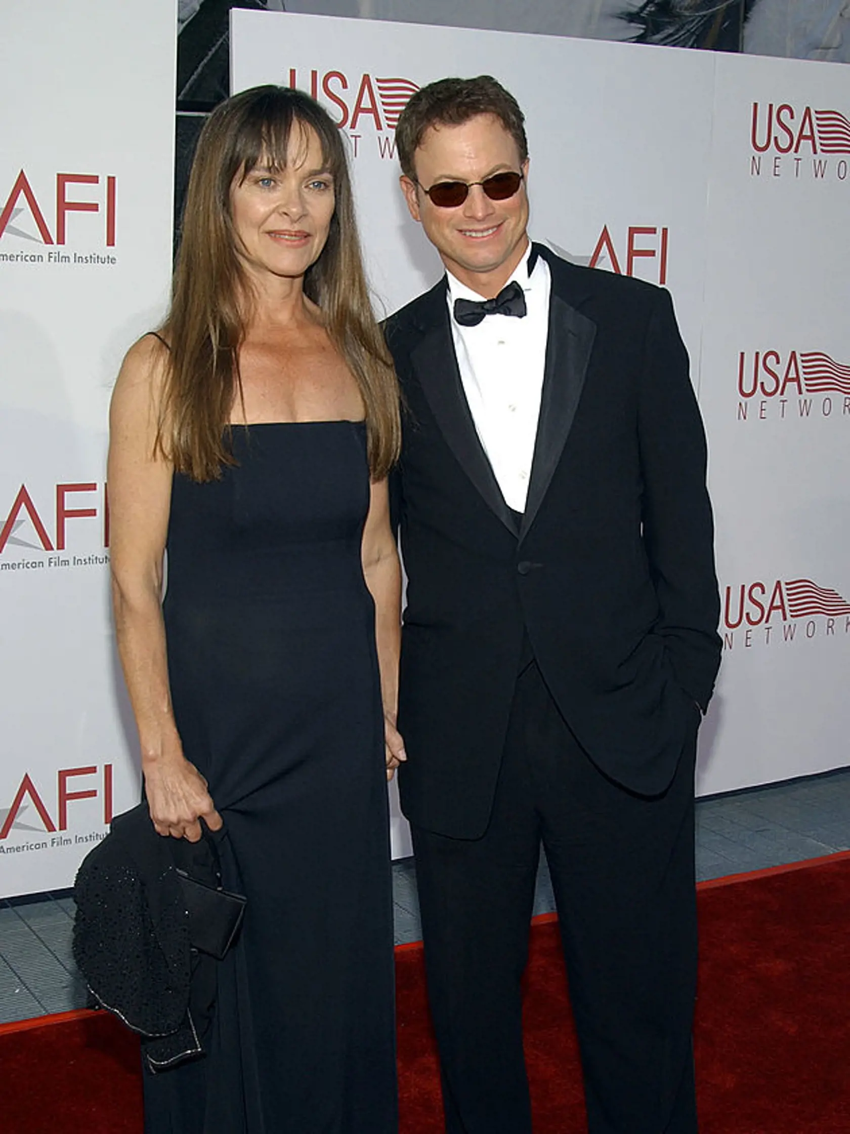 Gary Sinise je od roku 1981 ženatý s herečkou Moirou Harris, s ktorou majú tri deti. 