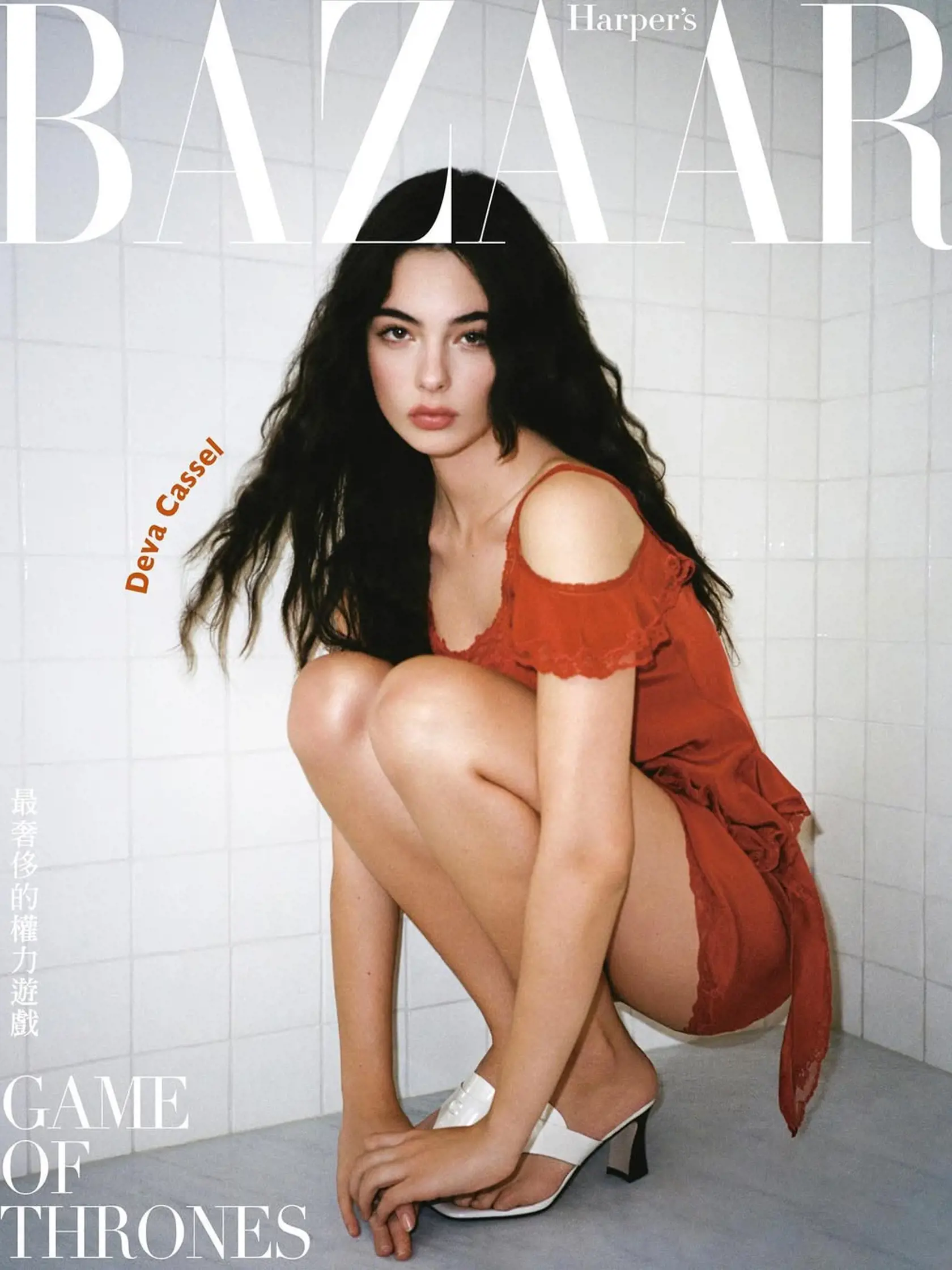 Je ako prevtelenie svojej mamy Monicy Bellucci. Deva Cassel očaruje modelingový aj filmový svet.