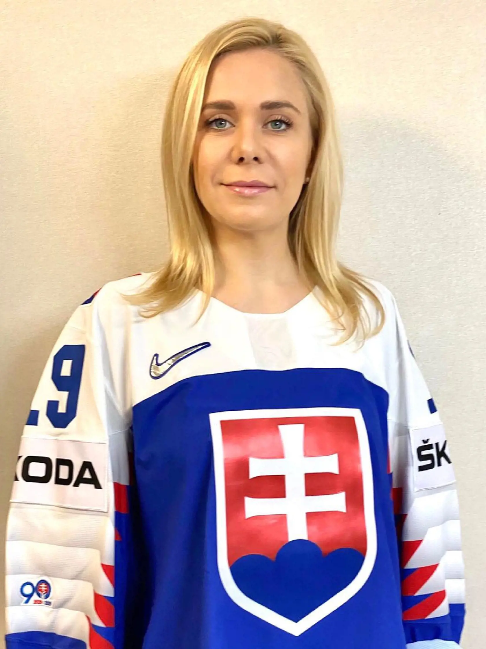 Denisa Saková v hokejovom drese