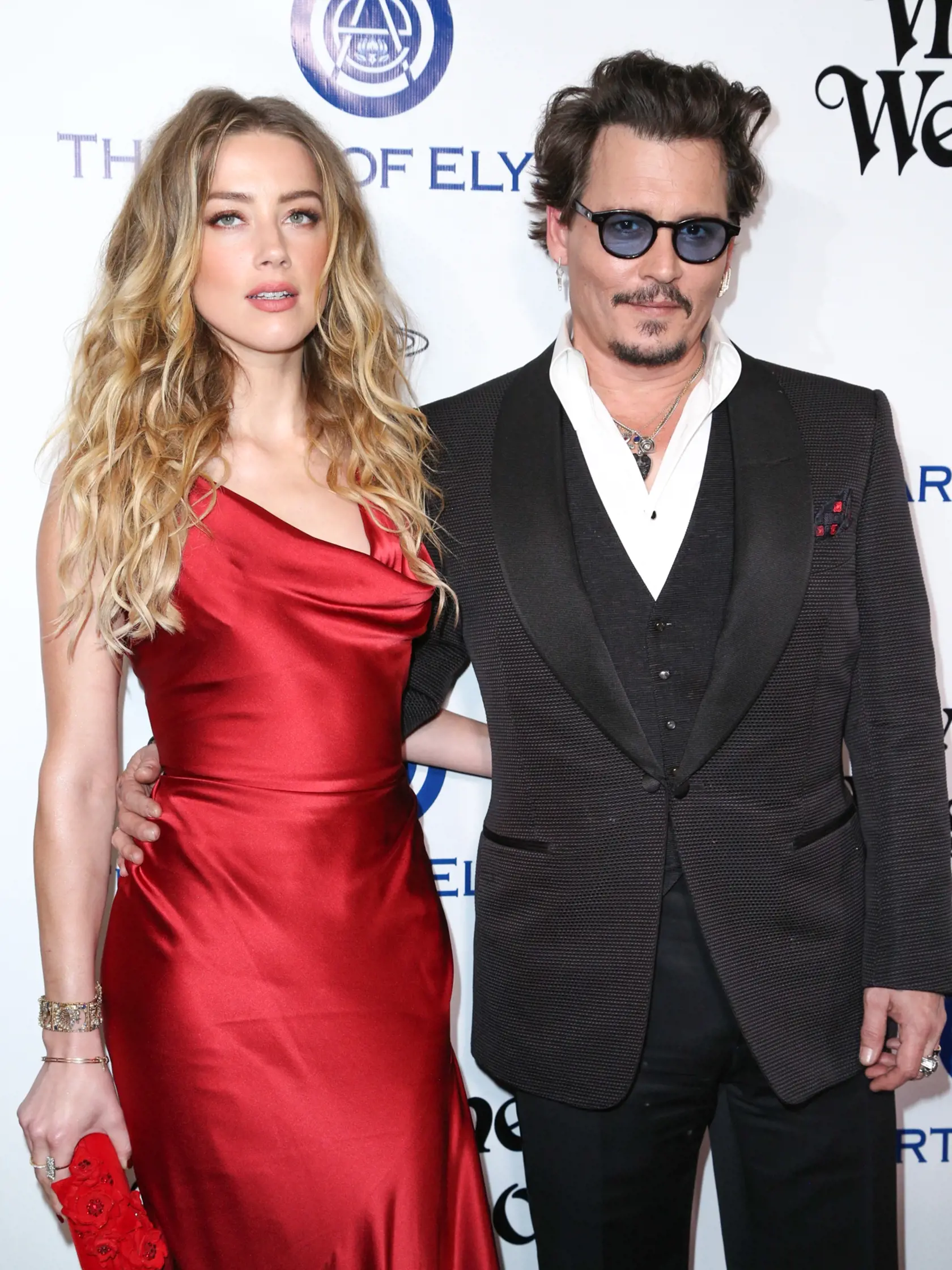 Johnny Depp a Amber Heard sa rozvádzajú už po roku manželstva.