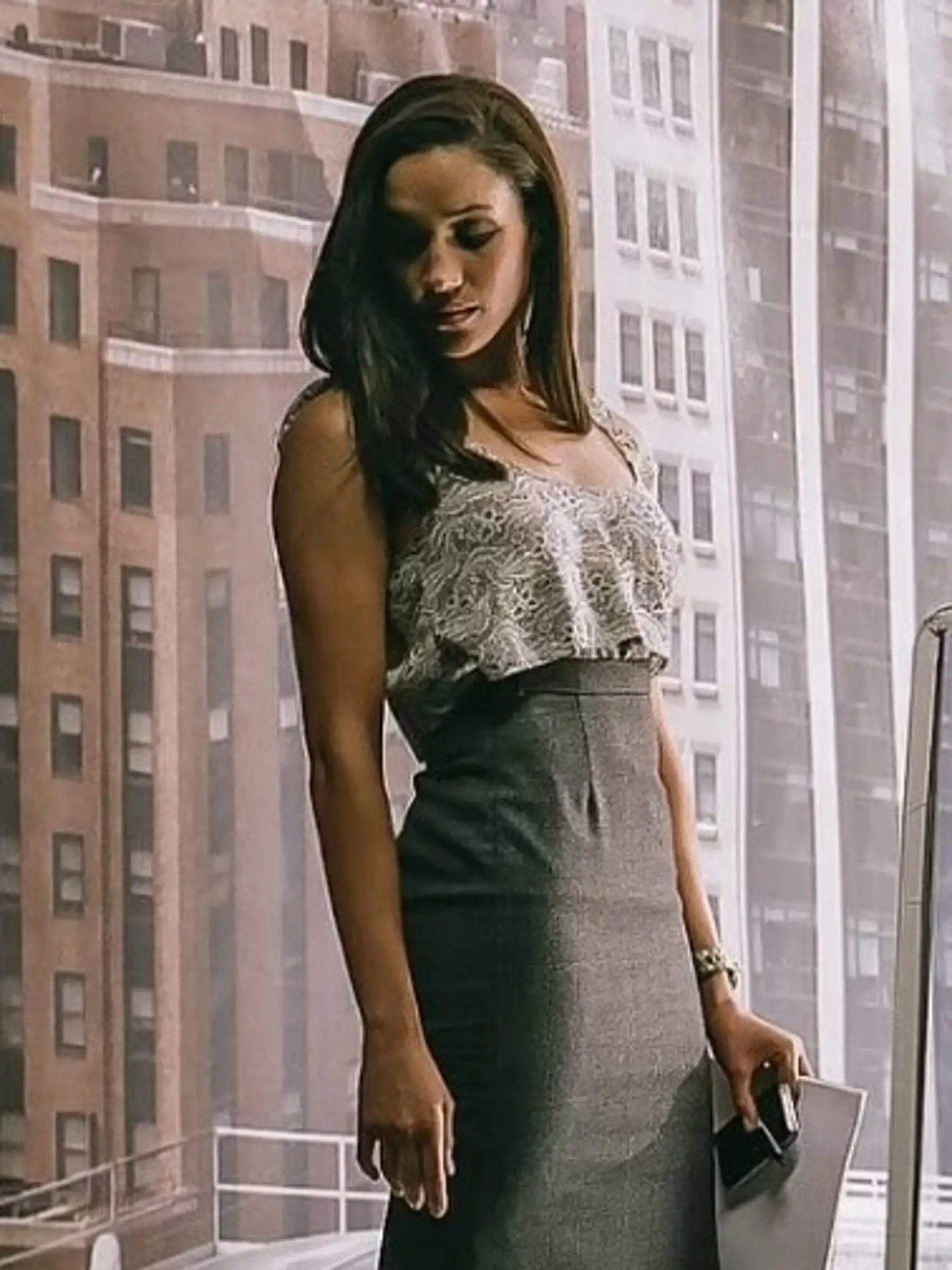 Meghan na fotografii zo zákulisia.